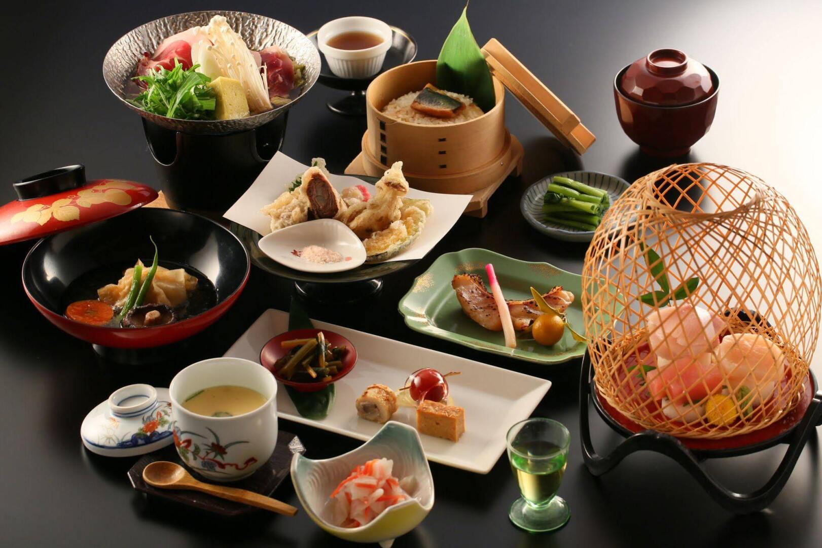 Nakaoyama Onsen Shosenkaku