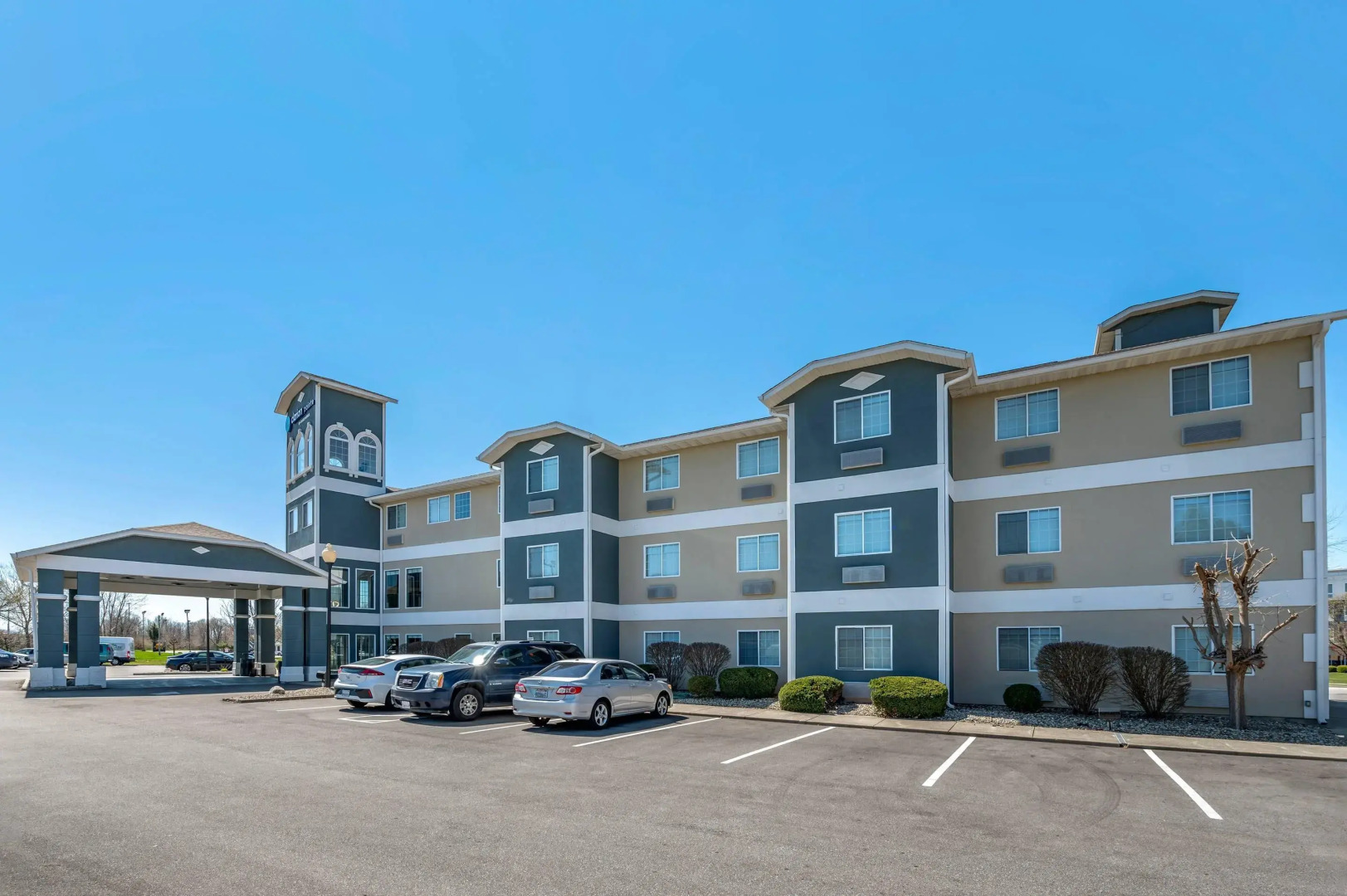 Clarion Pointe Indianapolis Airport