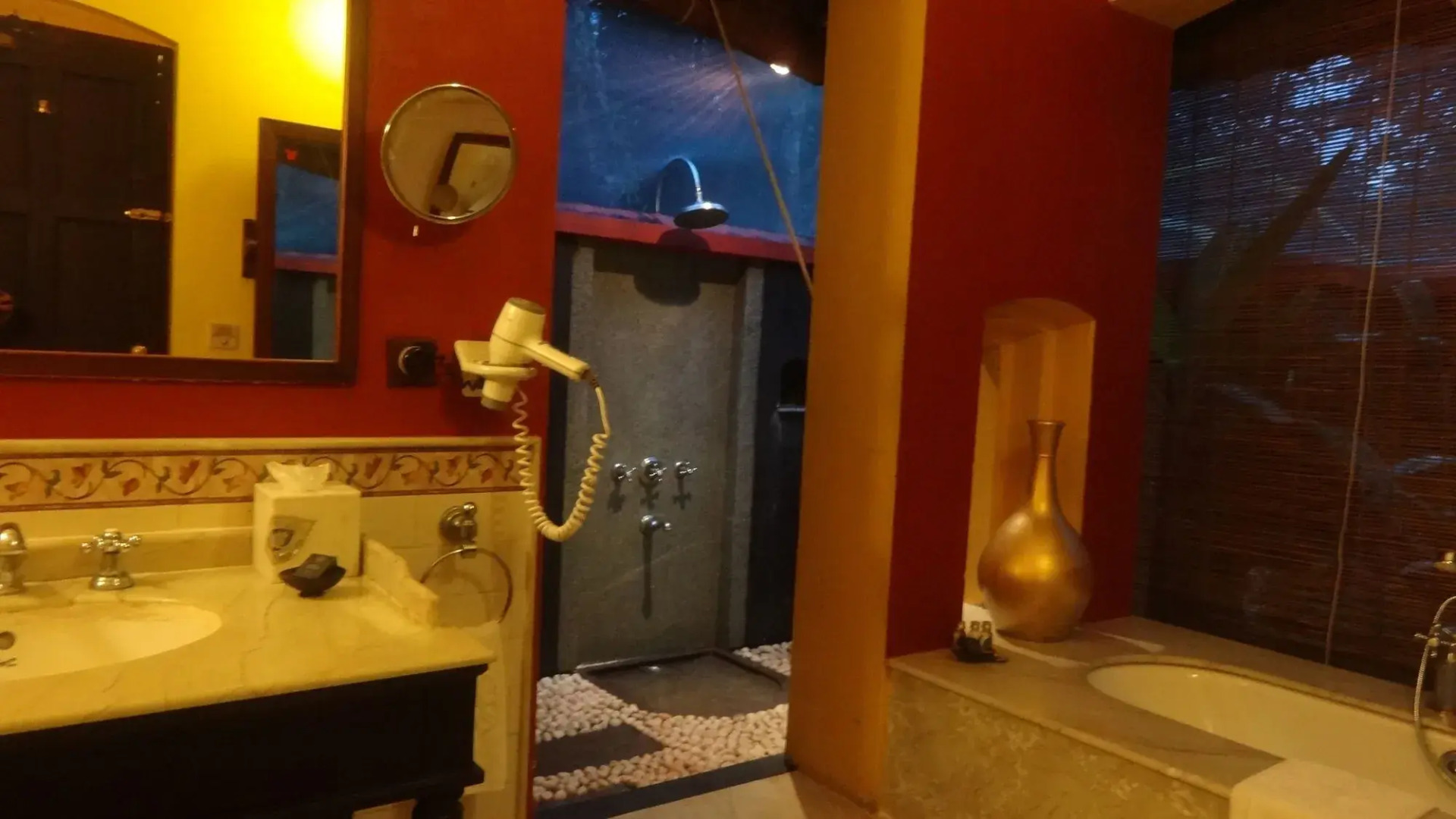 Taj Kumarakom Resort & Spa, Kerala