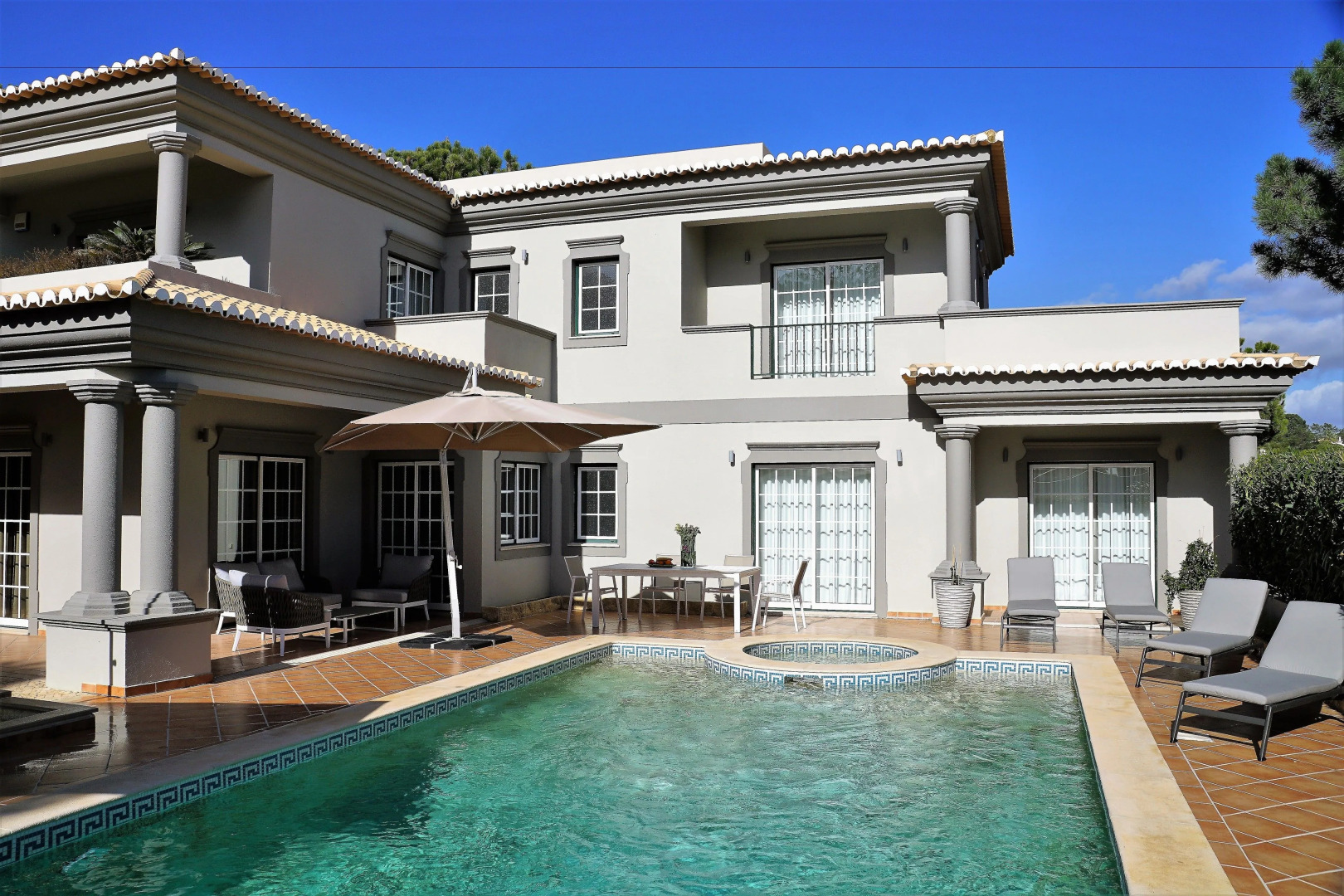 Charming Exceptional Villa in Algarve