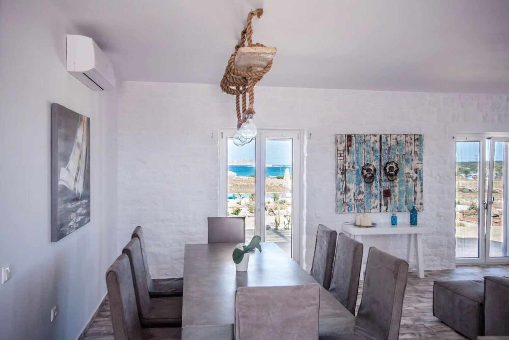 Hip family pool villa near the beach by VillaRentalsgr