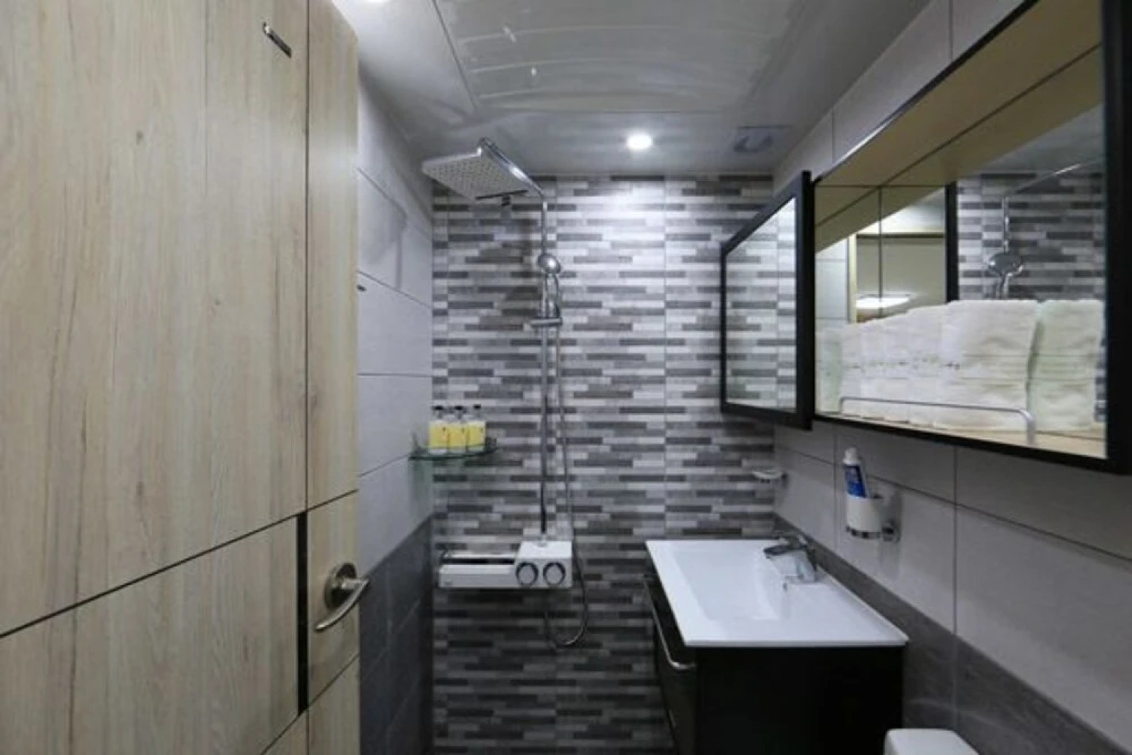 Boryeong Jewelry Pension