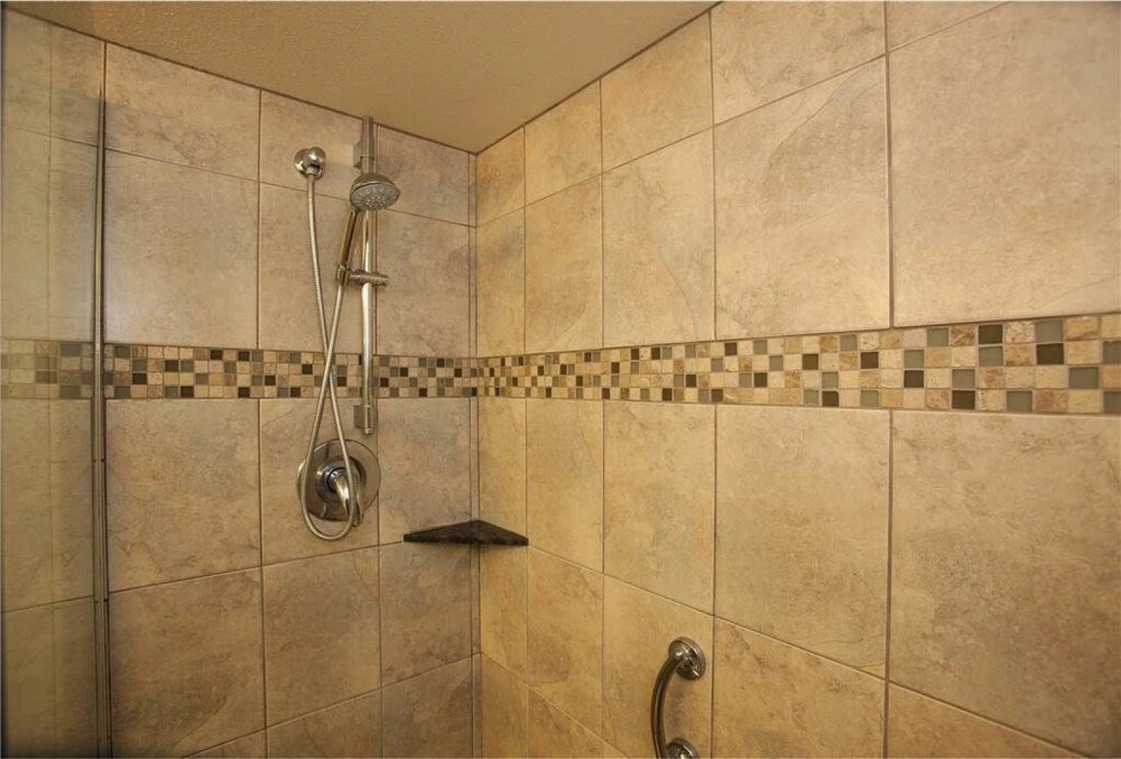 Kamaole Sands 06-307 - 1 Br Condo