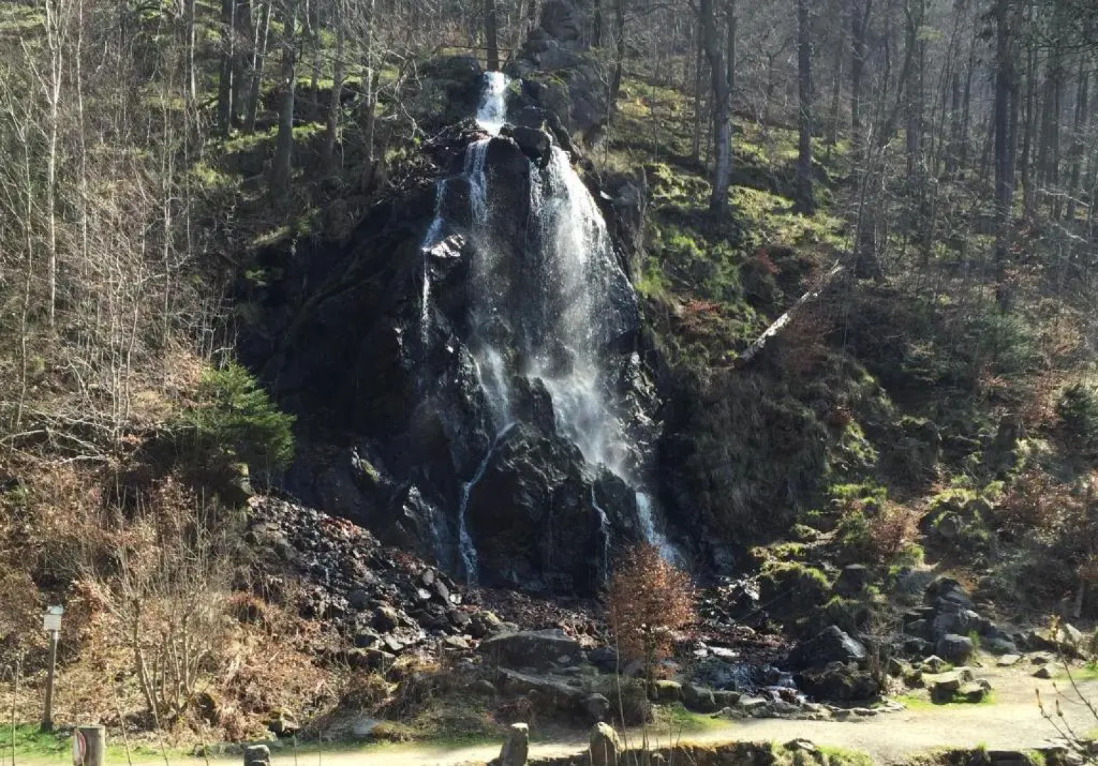 Wurmberg Hexe mit Blick auf den Wurmberg