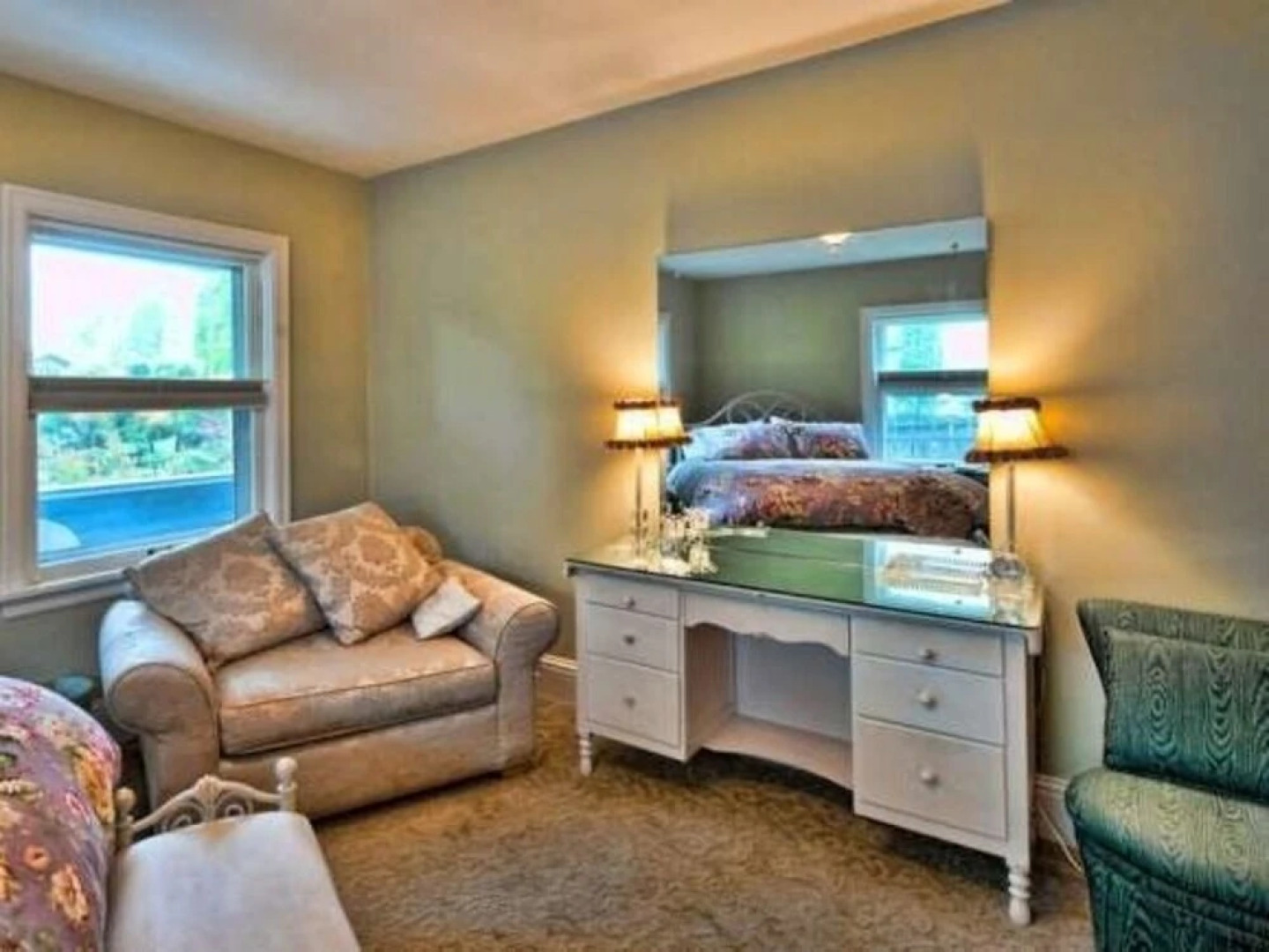 The Maxwell House Bed and Breakfast