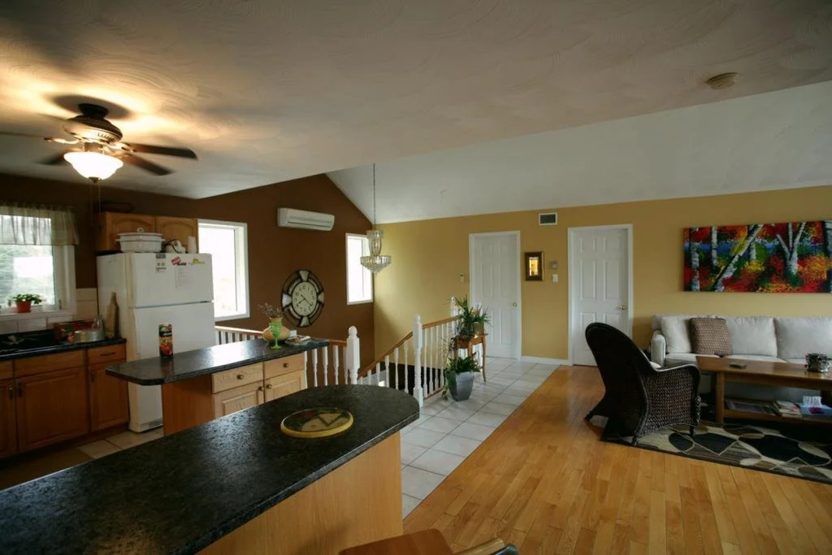 Laughing Waters Bed & Breakfast and Vacation Rental