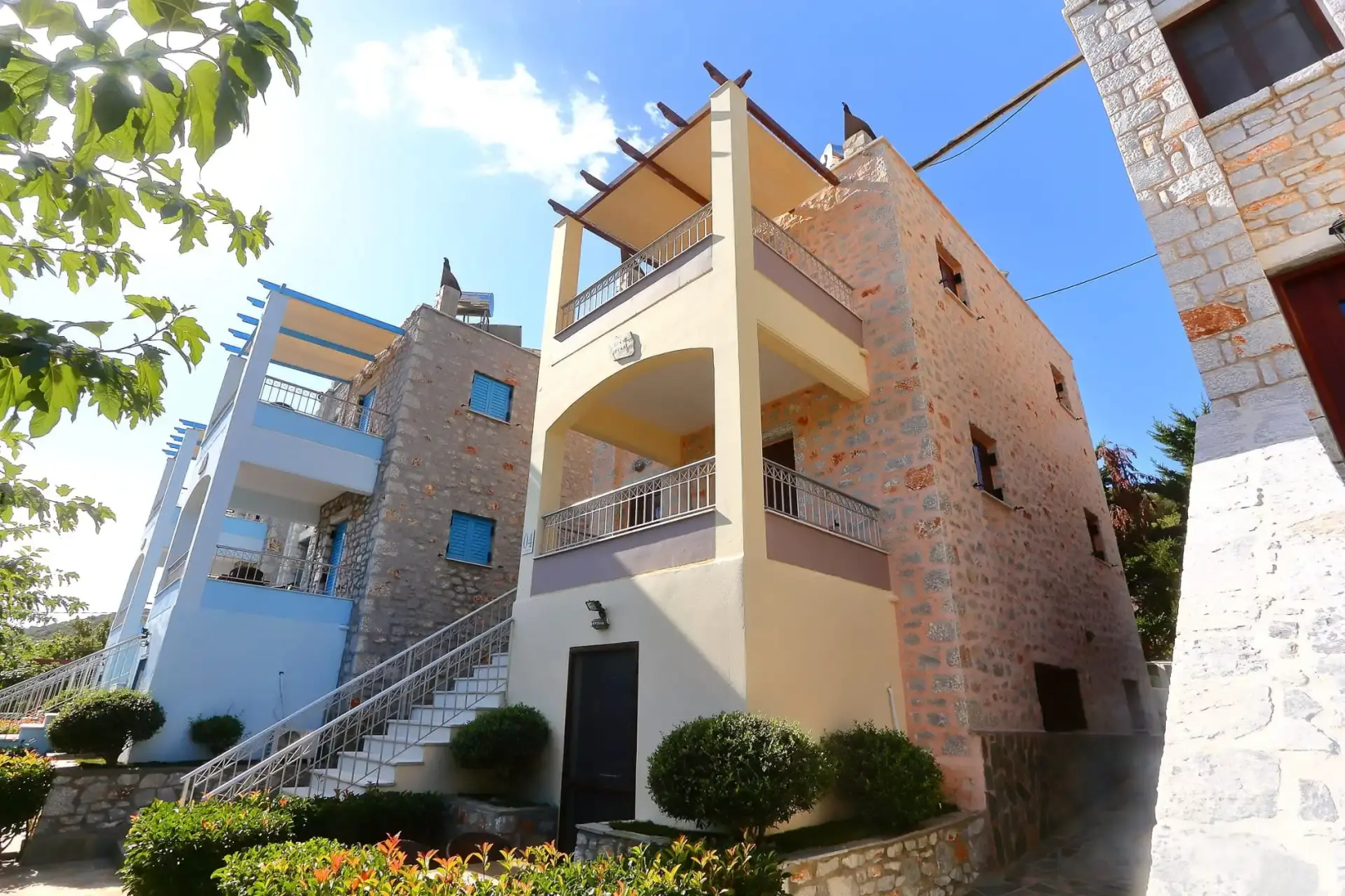Vathi Hotel