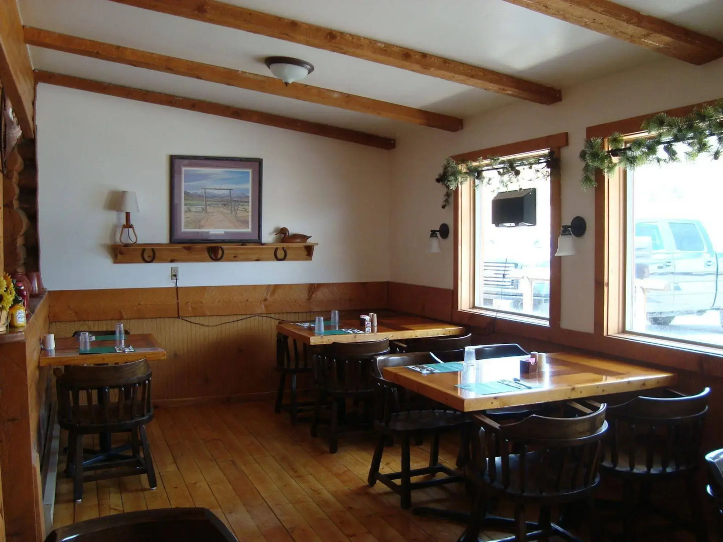 Yellowstone Valley Inn