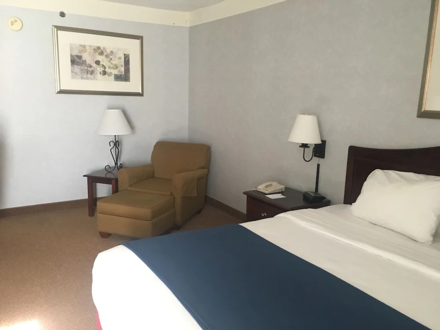 Mountain Inn & Suites - Erwin / I-26 at Exit 40