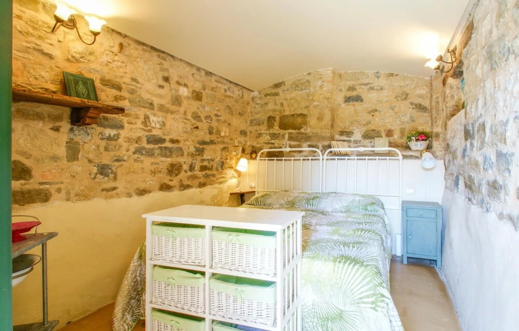 Stunning Apartment in Villagrande di Monteco With 1 Bedrooms