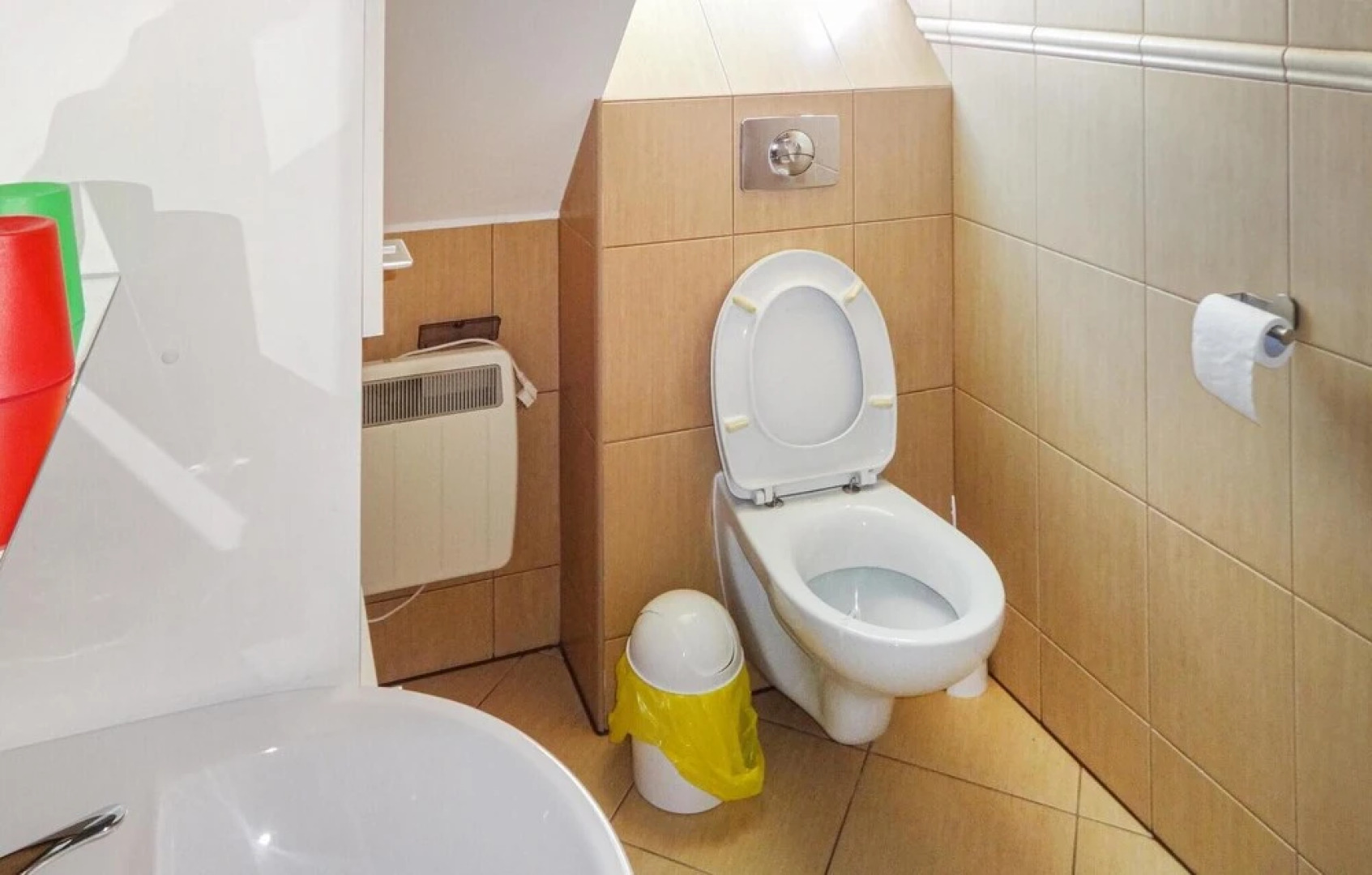 Stunning Home in Nowe Worowo With 5 Bedrooms, Sauna and Wifi