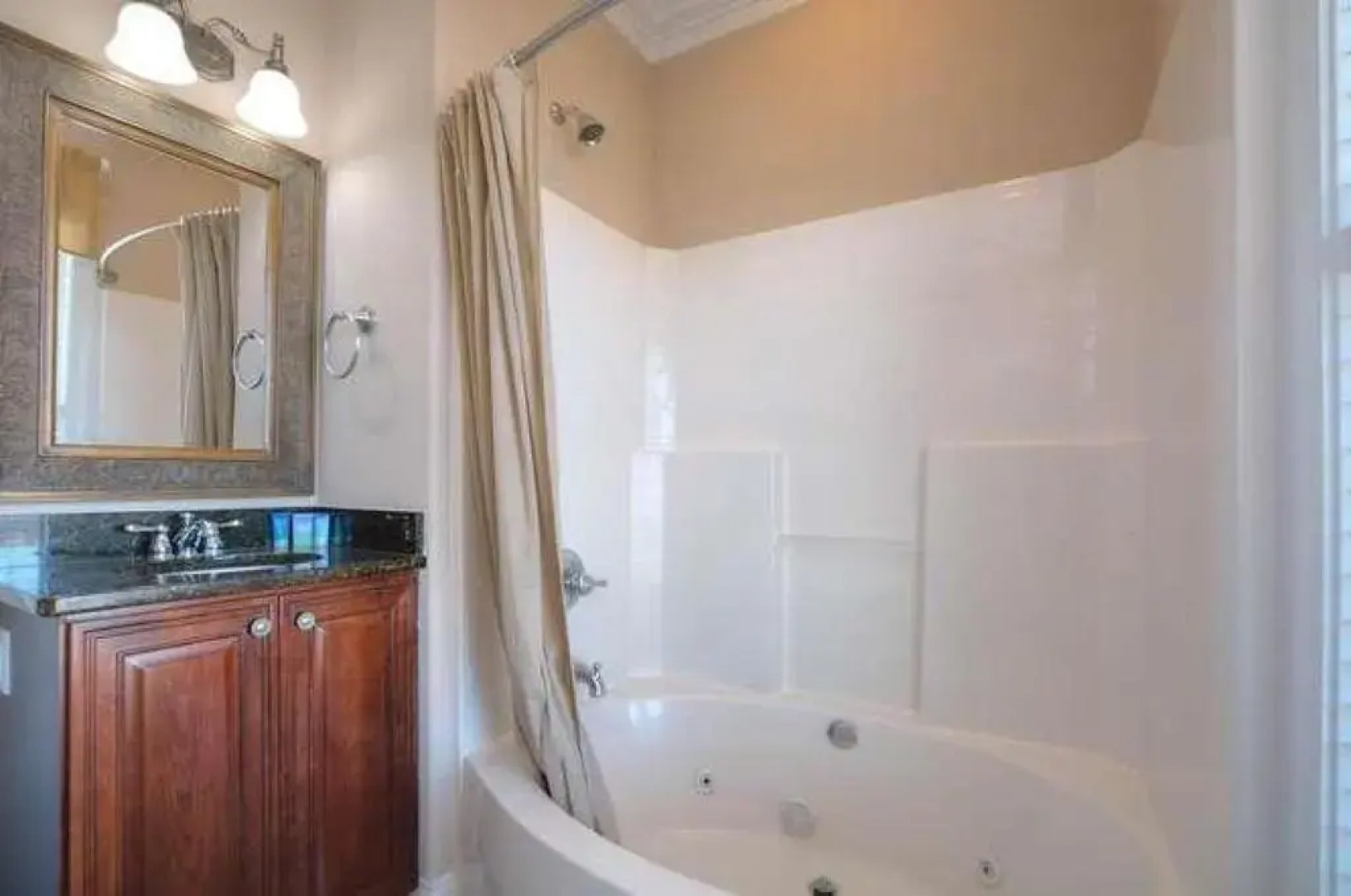 Serenity Sands Beach Retreat