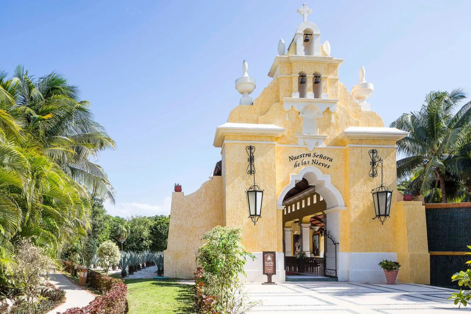 Grand Palladium Select White Sand Resort & Spa - All Inclusive