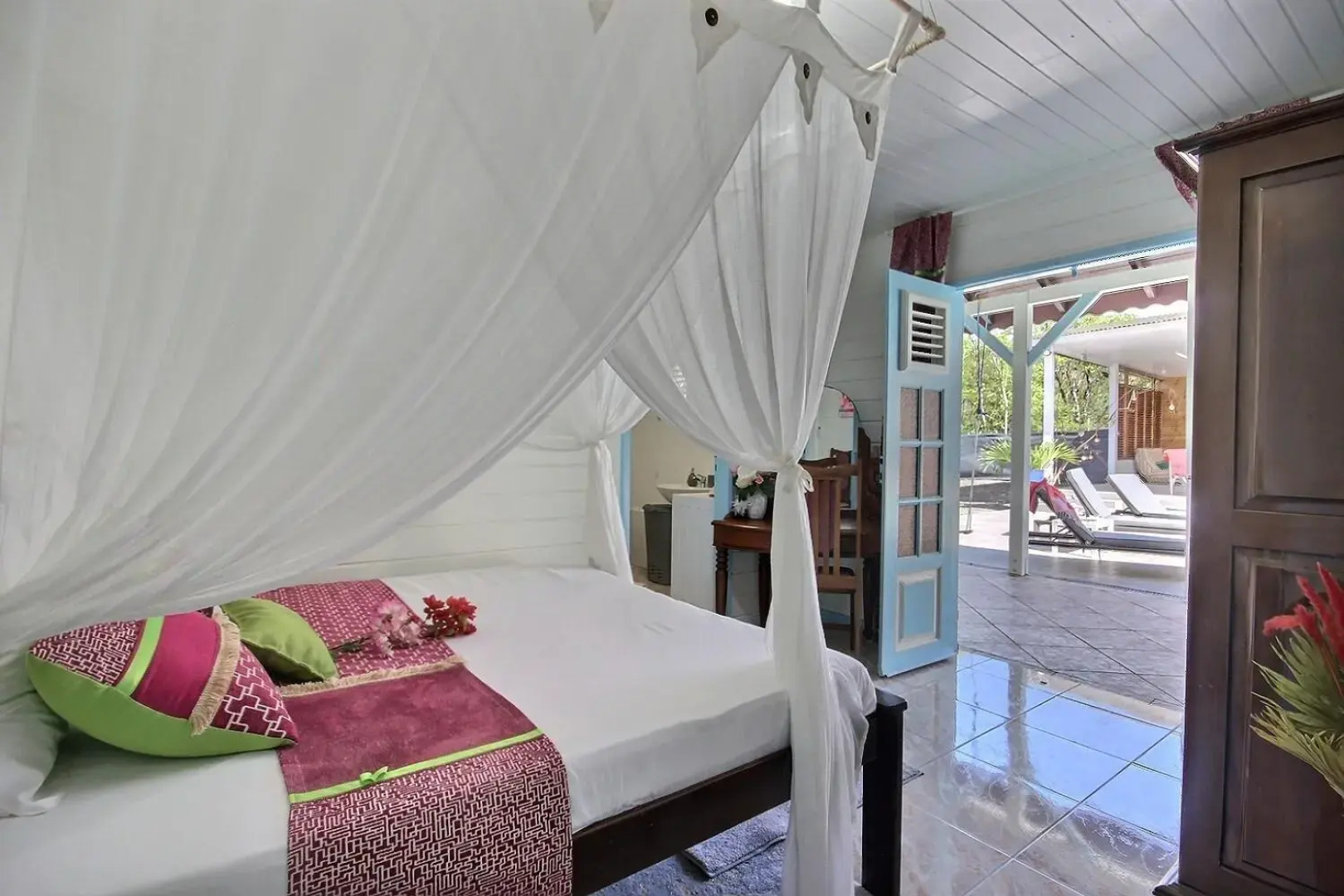 Villa Lyjade, 4 CH, piscine, vue mer