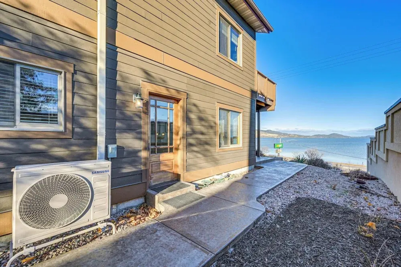 Walk to Flathead Lake: Polson Home w/ Balcony