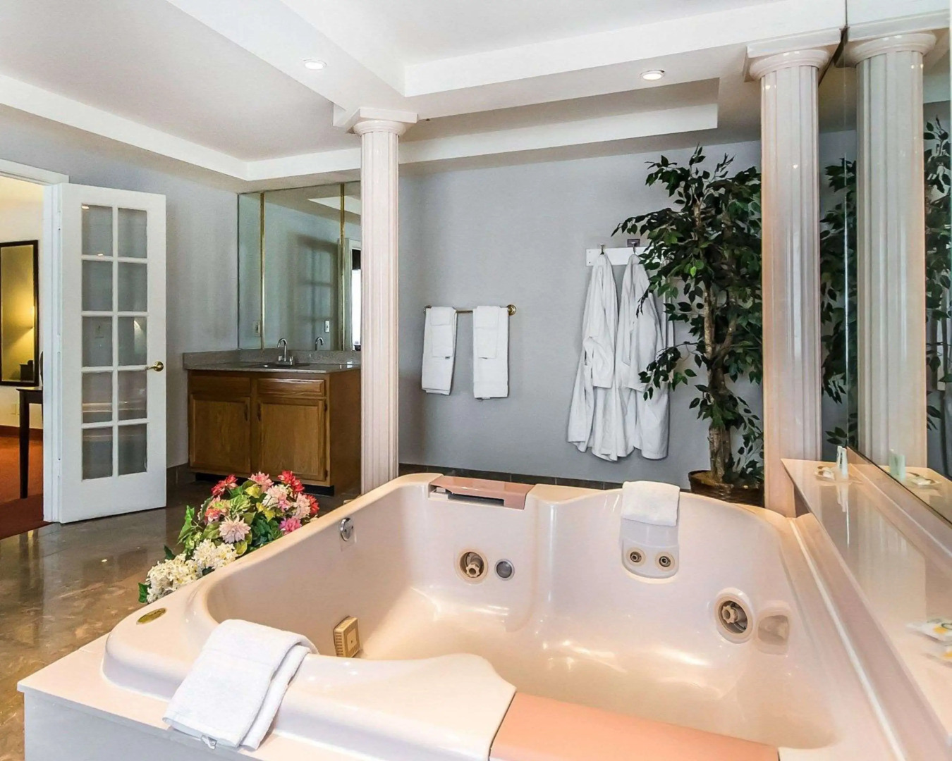 Quality Inn & Suites University/Airport