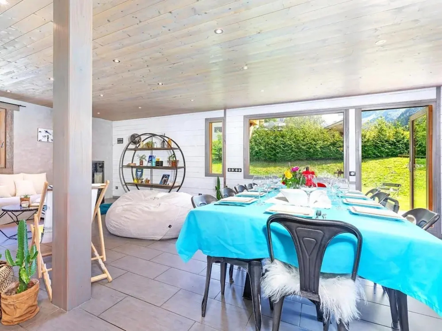 Chalet in Moulin With Sauna & Stunning Views