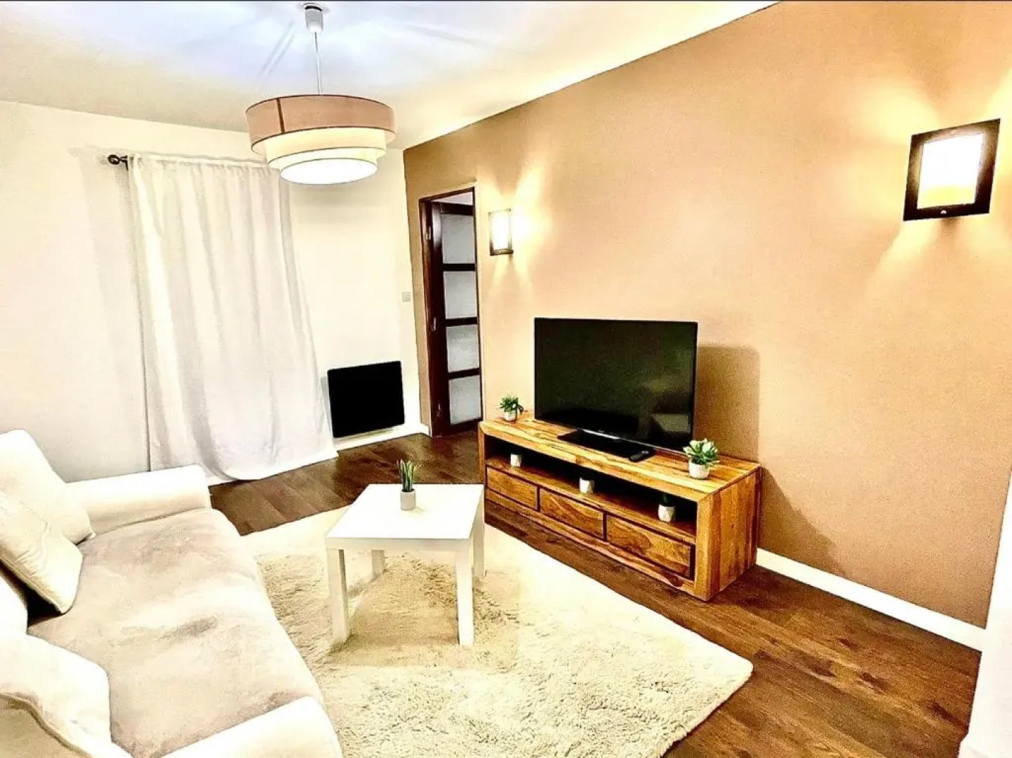 *Fontaine Moussue*Hyper Centre*T2 Standing*