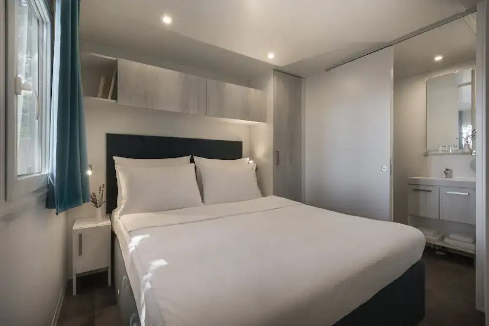 Maistra Camping Koversada Uncovered Naturist Mobile homes