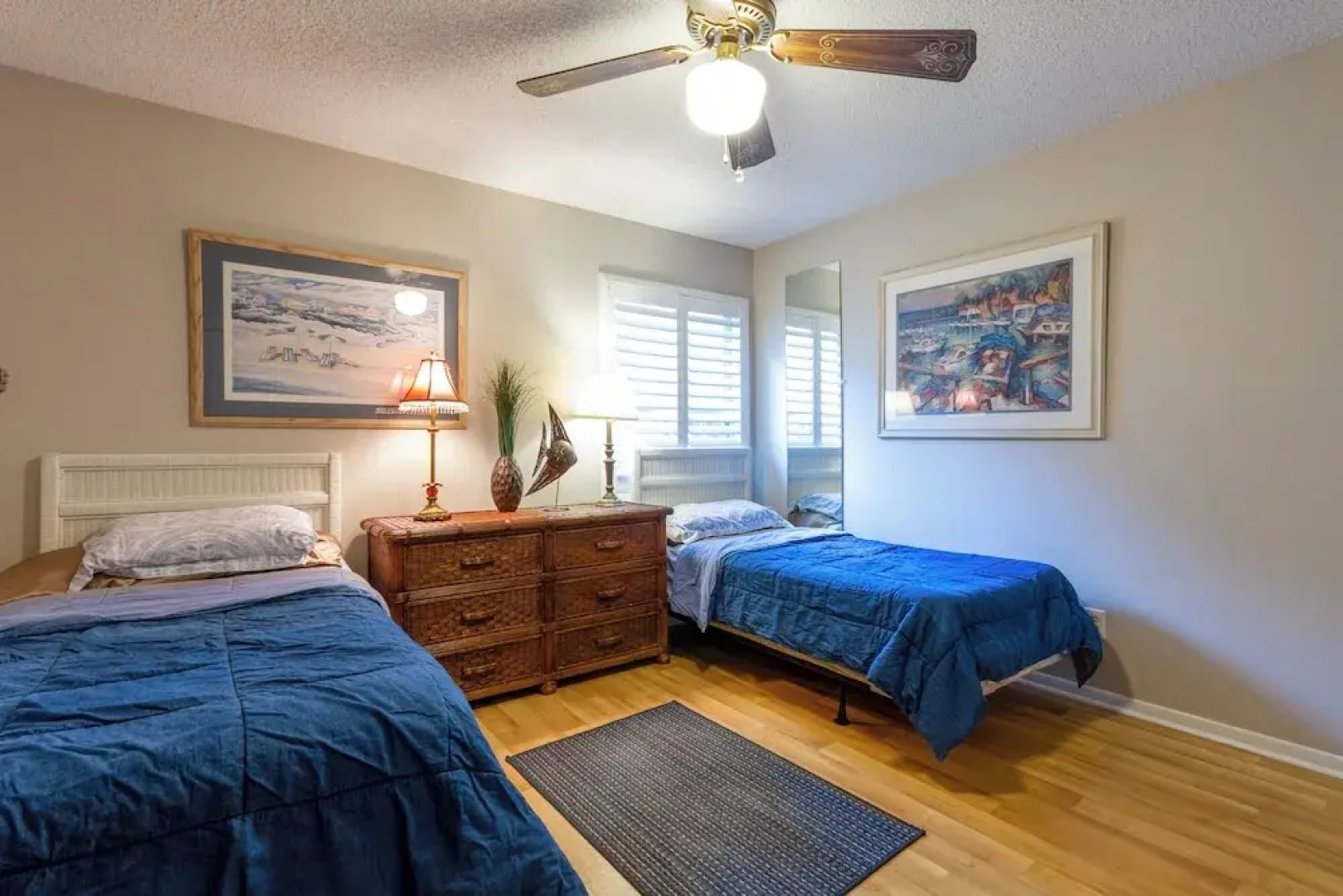 Quiet Condo ~ 10 Mi to Dtwn Pensacola