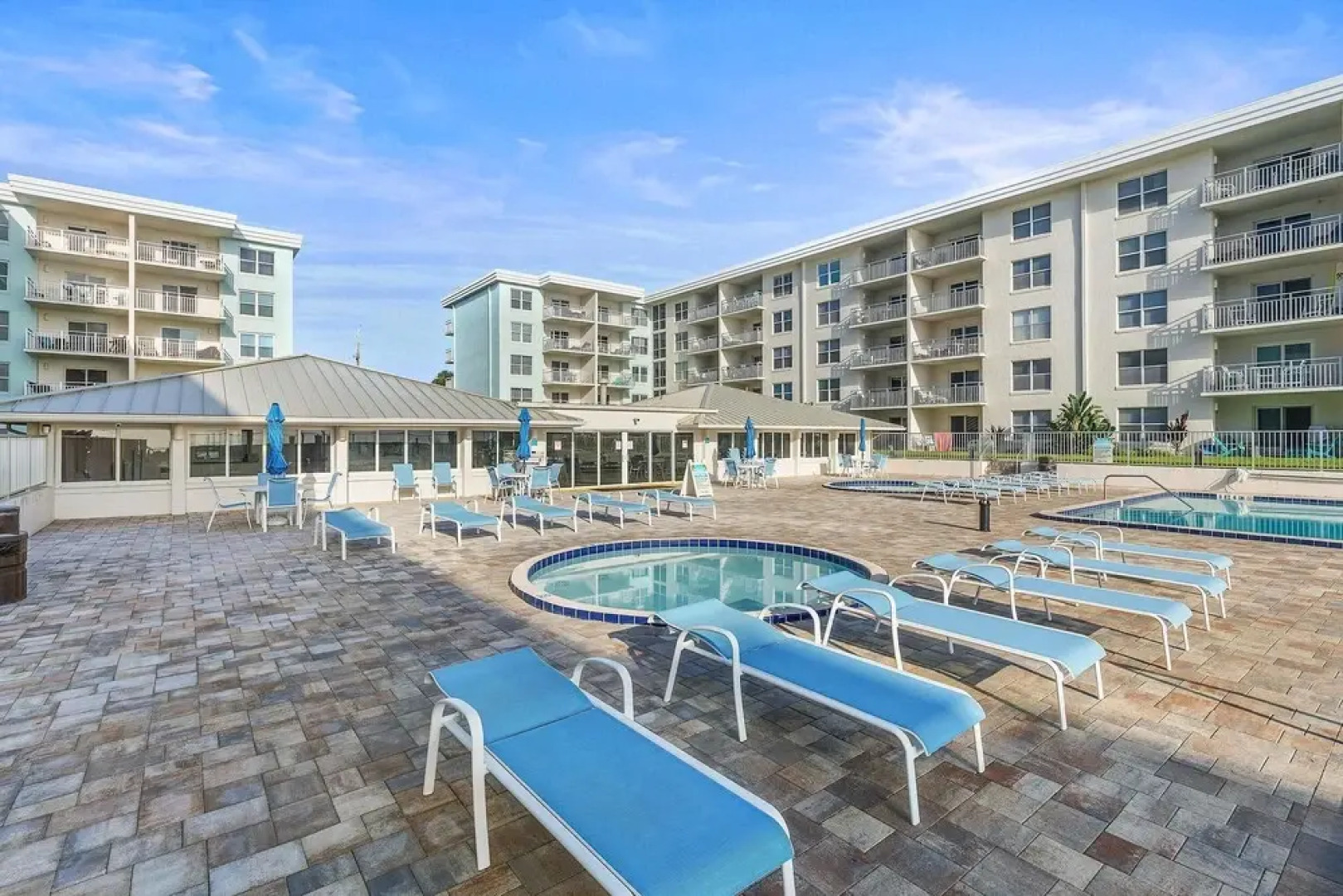 Z-sea Coast Gardens II 209