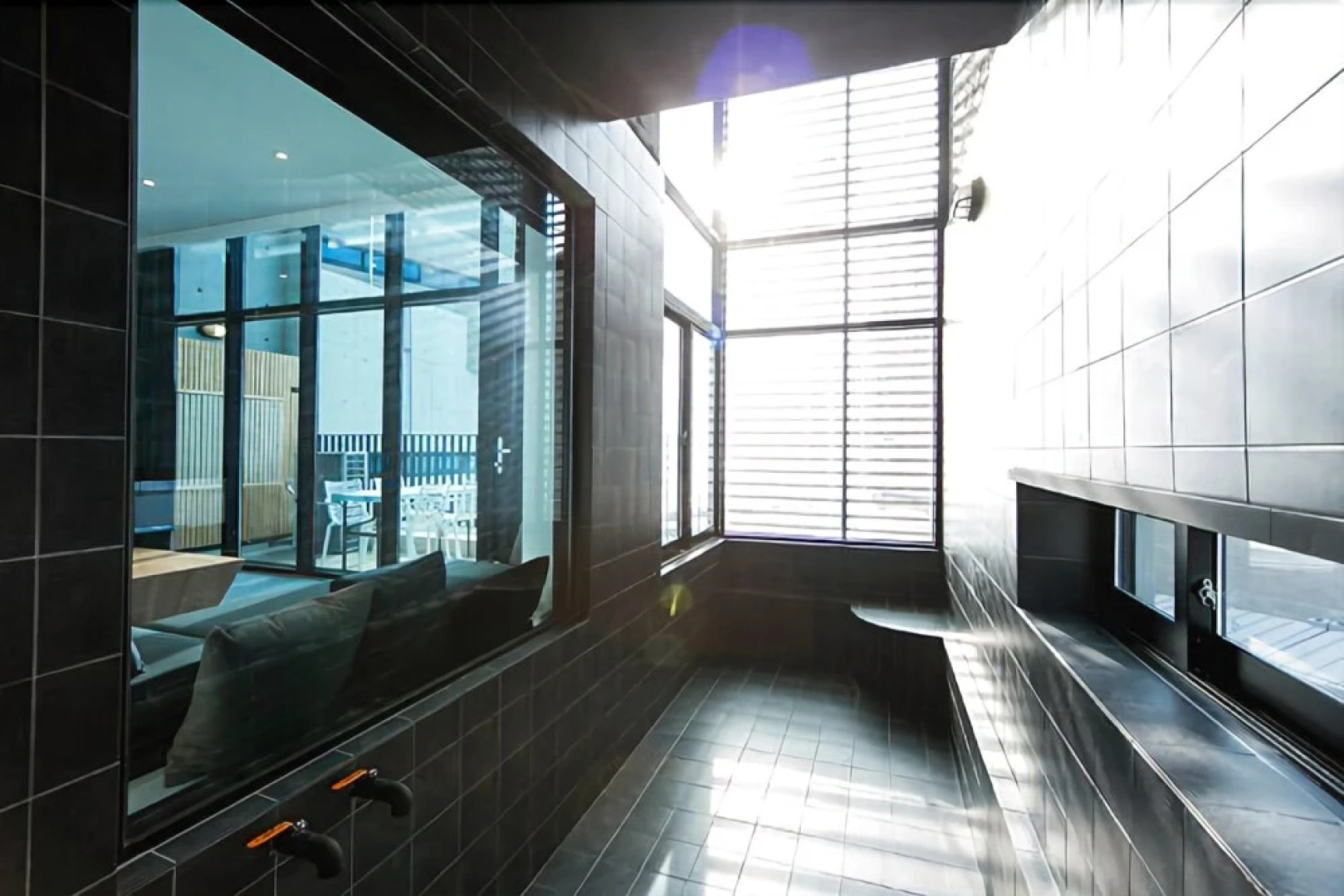 Uljin French Paper Pension