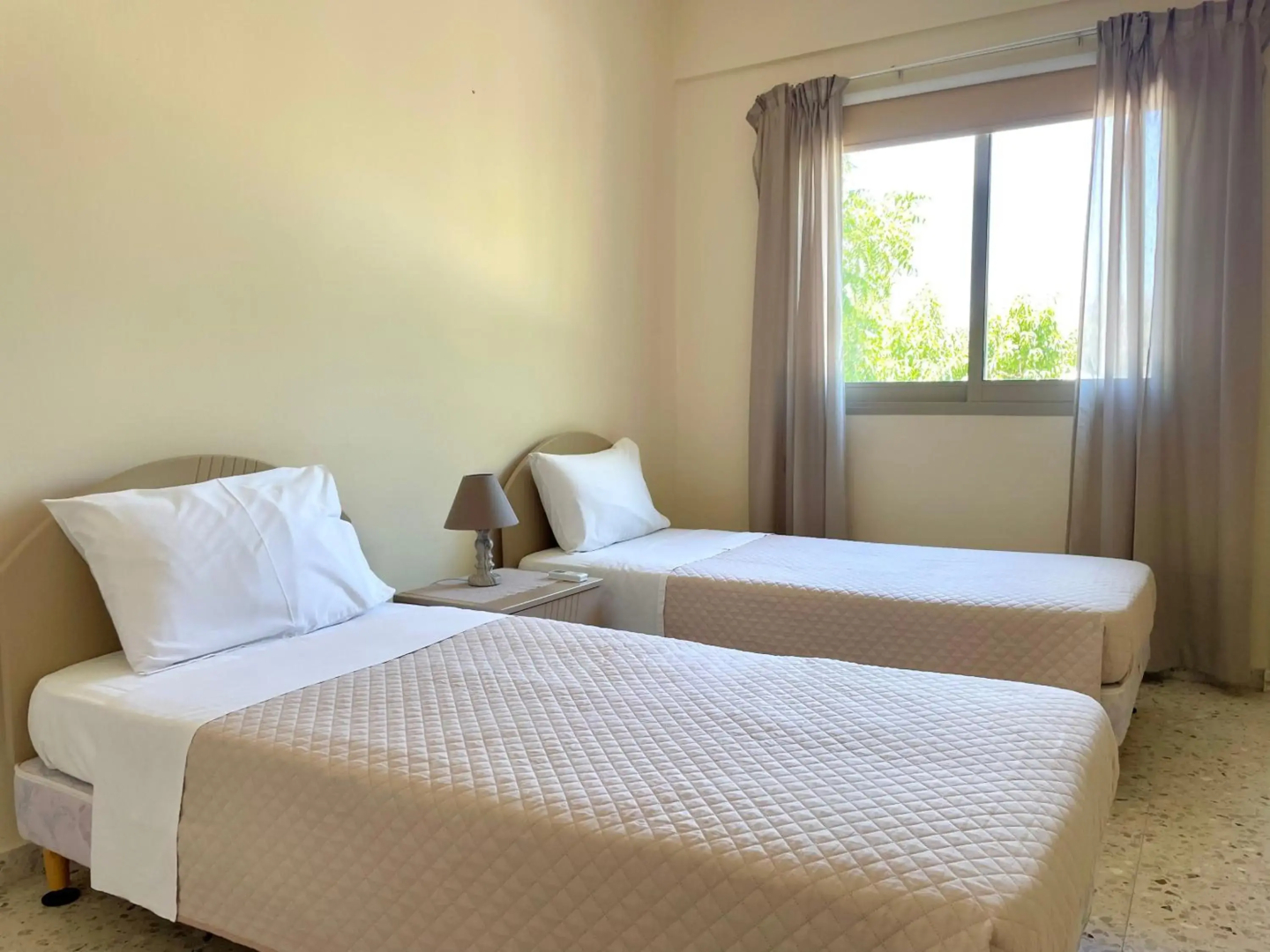 Himonas Apartments