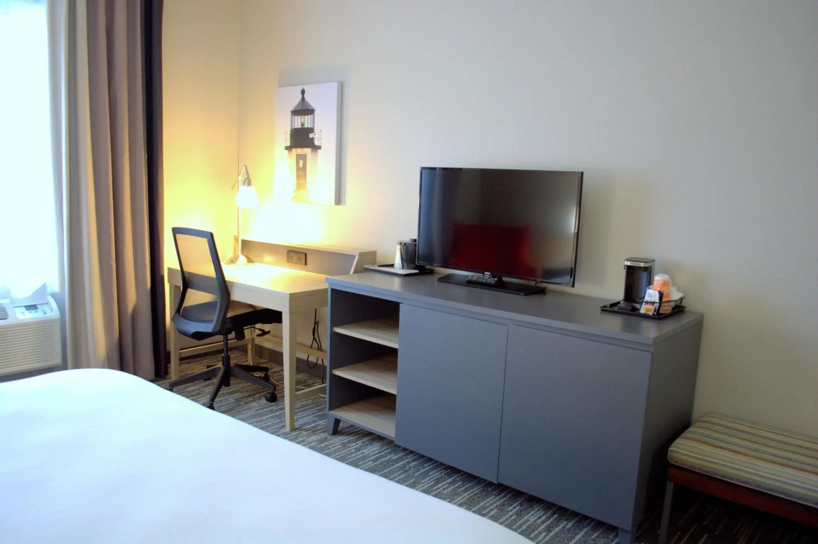 Holiday Inn Express Suites Live Oak