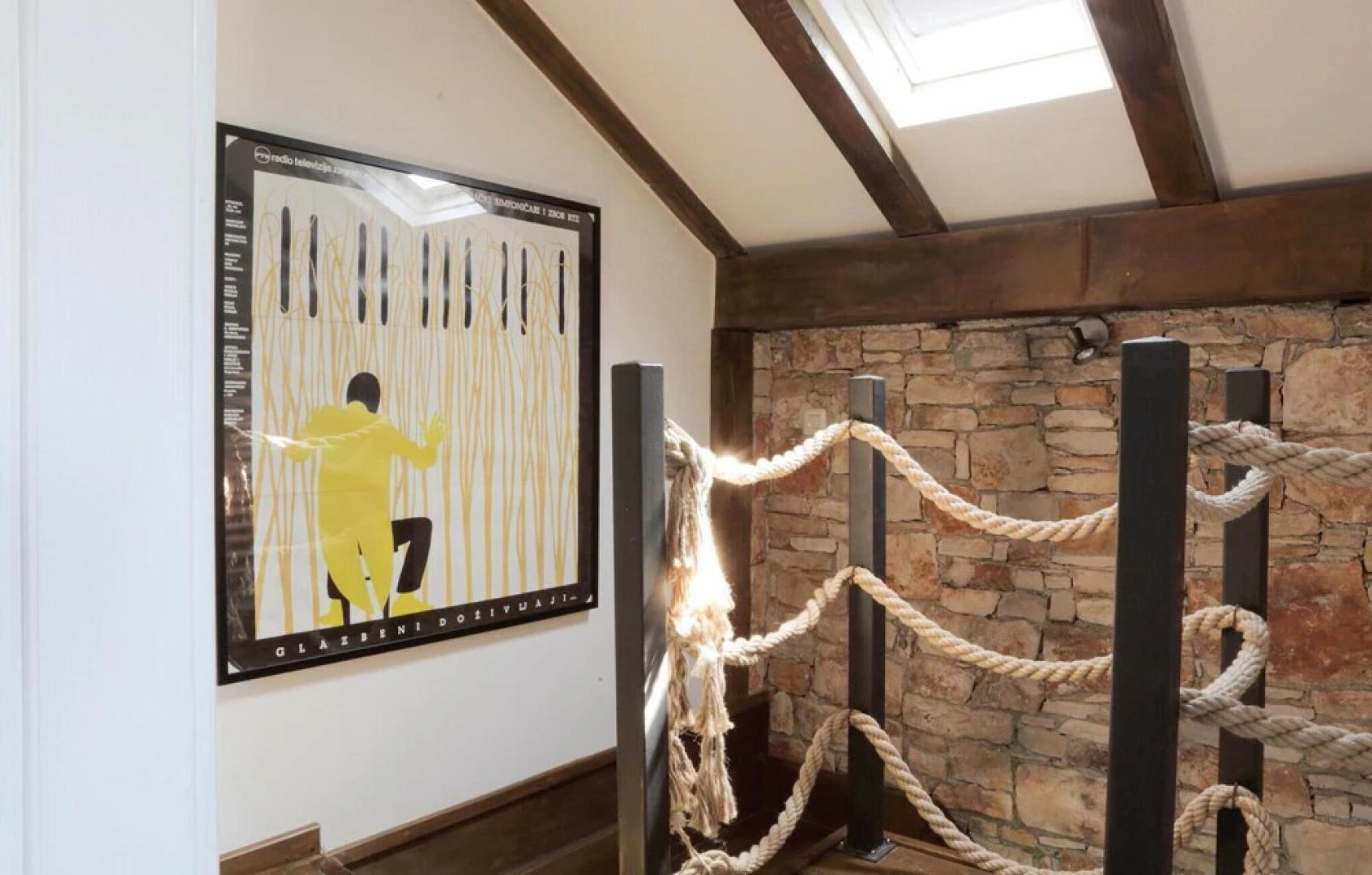 Stunning Home in Liznjan With Sauna, Wifi and 4 Bedrooms