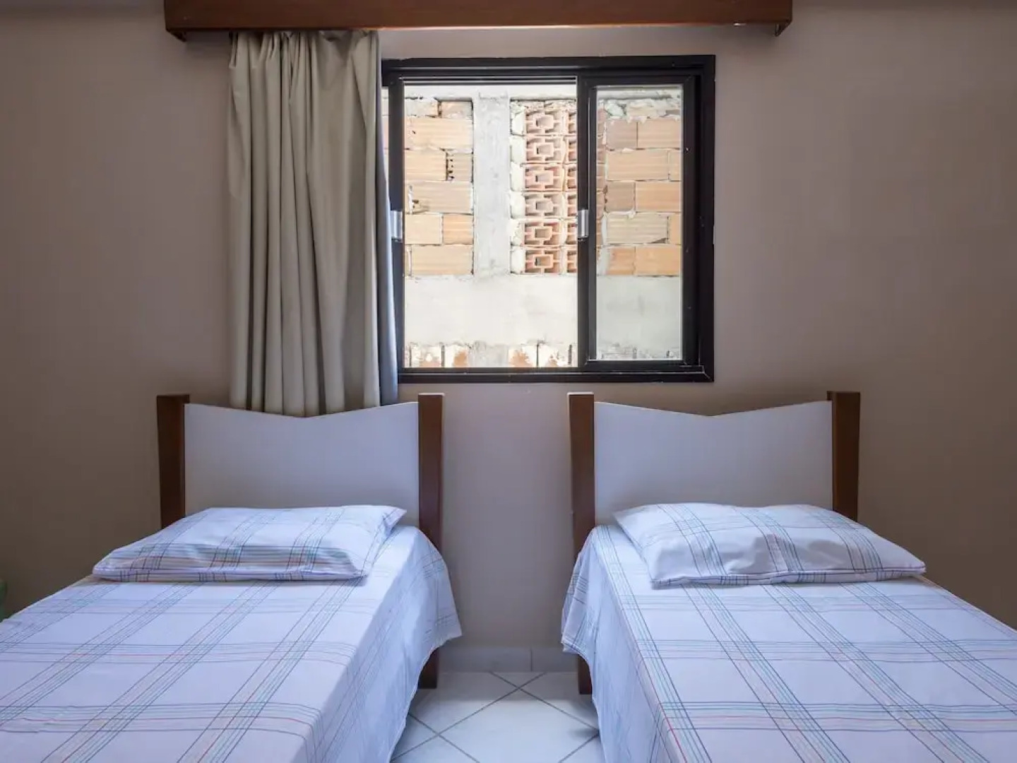 OYO Barra Beach Hotel