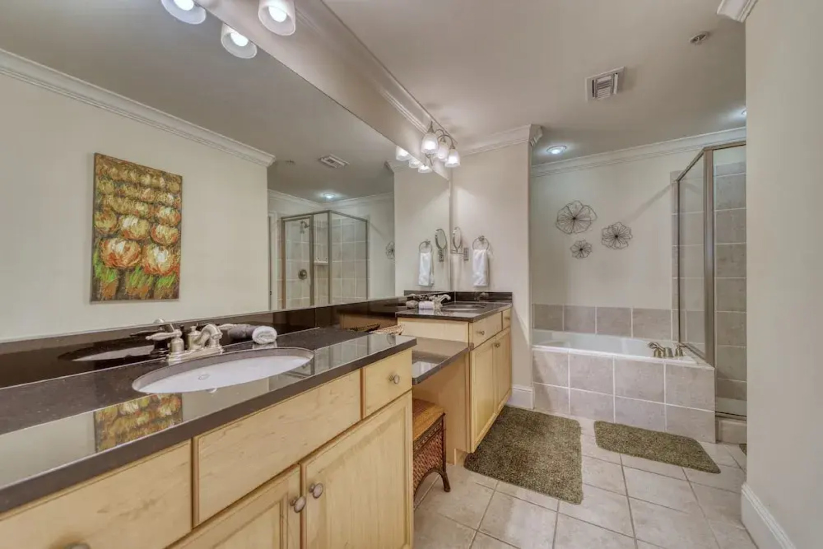 Holiday Isle Unit 122 - Ground Floor Corner Unit - Wrap Around Balcony - Extra Large Floor Plan! 3 Bedroom Condo by RedAwning