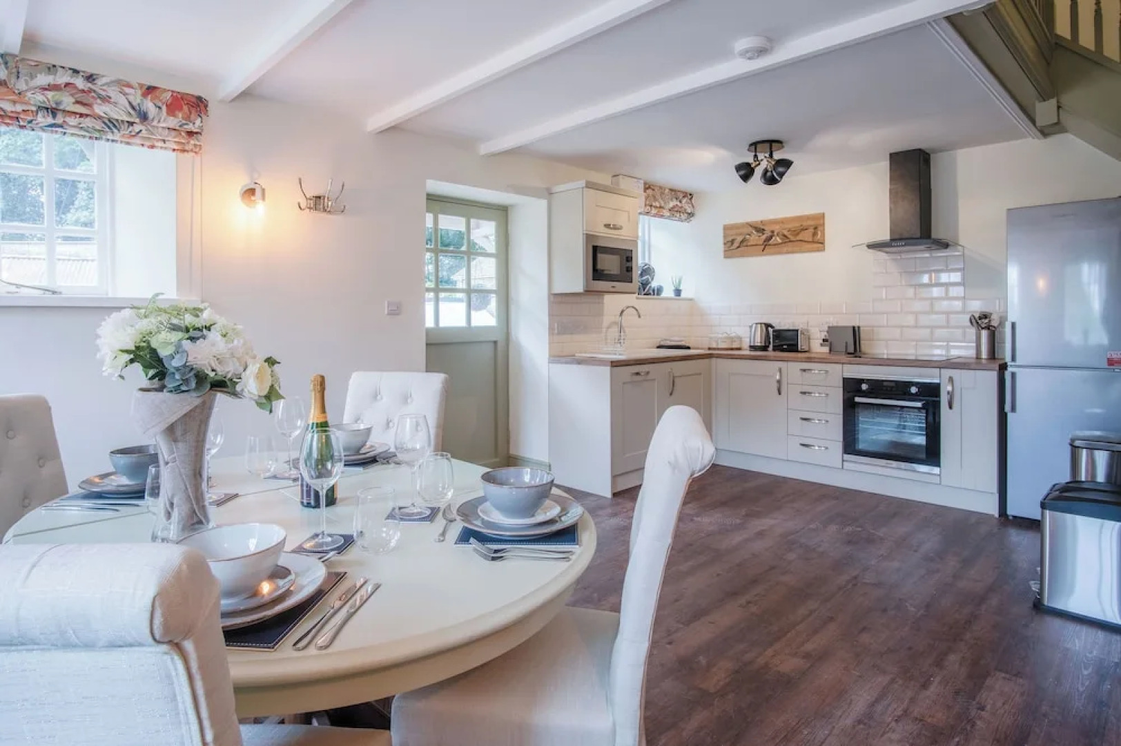 The Stables - 2 Bedroom Cottage - Princes Gate