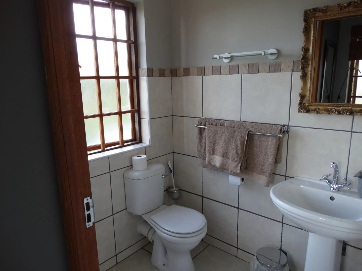 By the Way Guesthouse