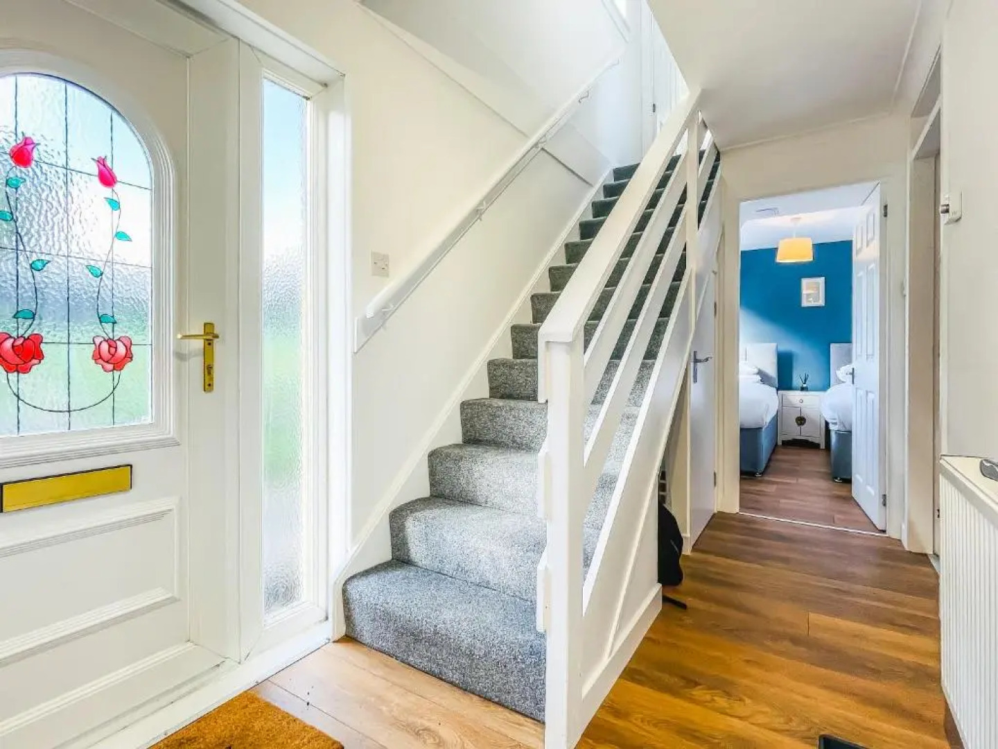 Cheerful Stays - Livingston - 4 Bedroom 3 Bath Home