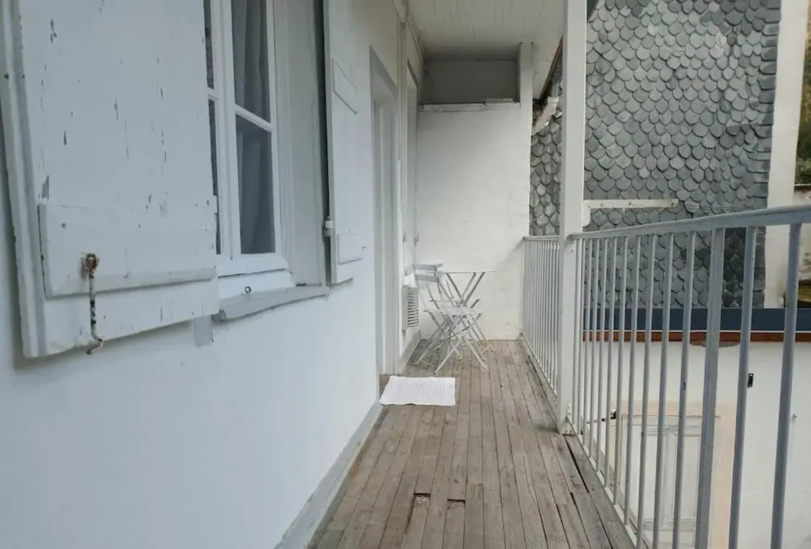 APPARTEMENT CENTRE VILLE avec BALCON -TERRASSE PRIVE