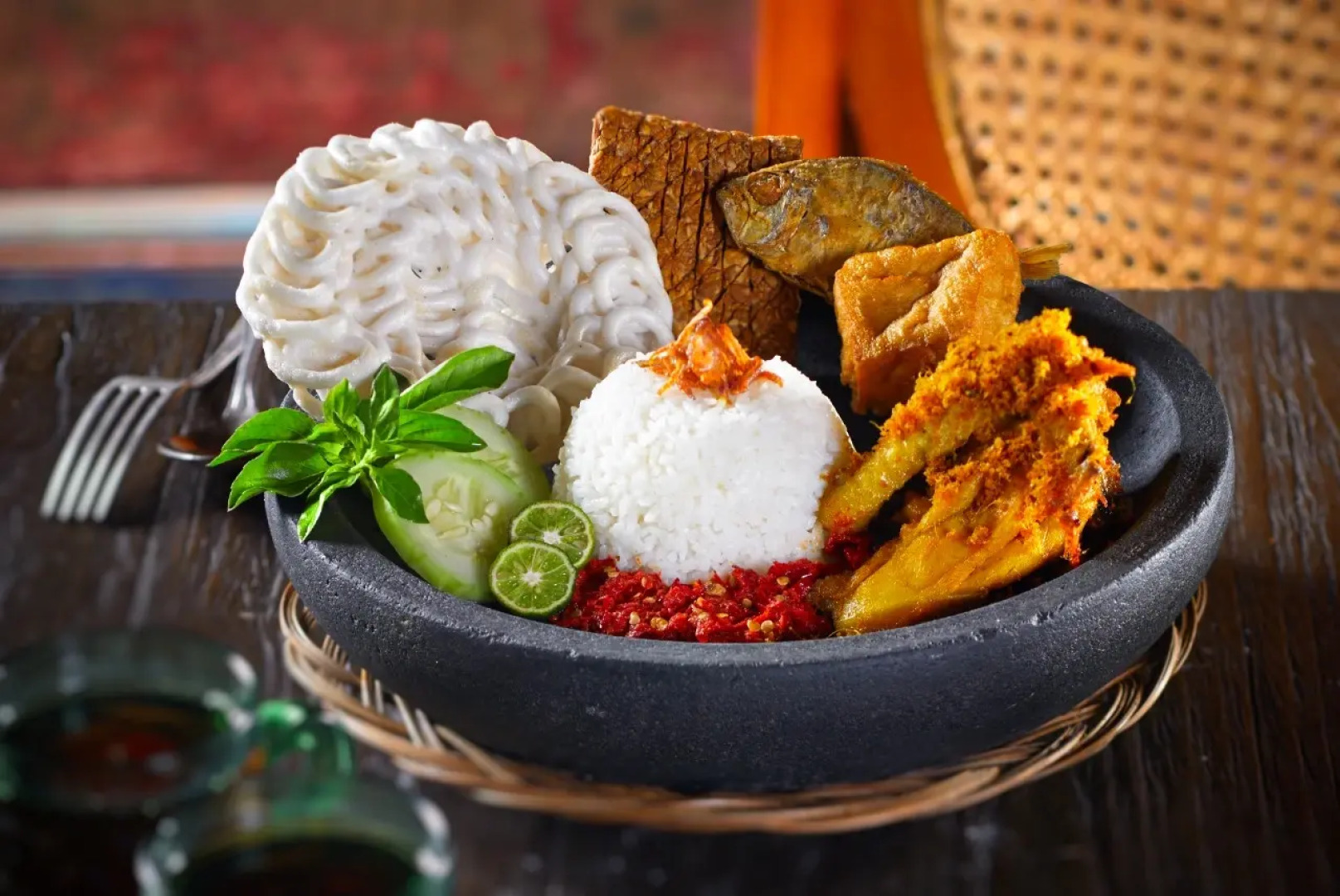 Deka Hotel Surabaya HR Muhammad