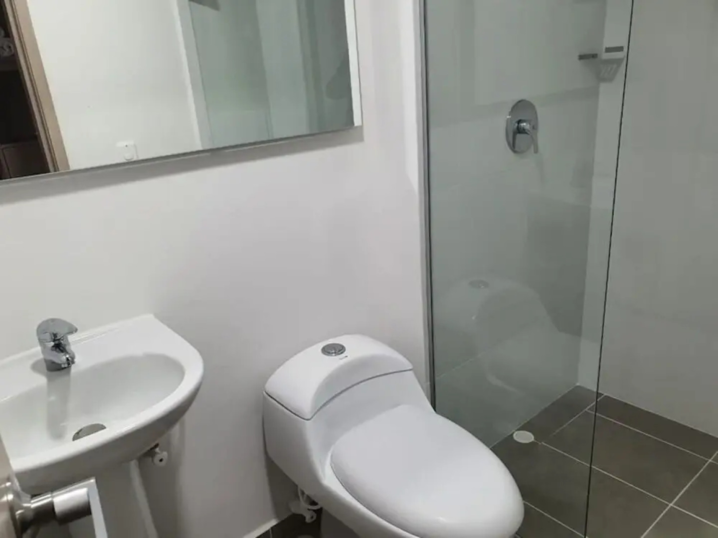 Apartment in Sabaneta With Views of the Eiffel Tower