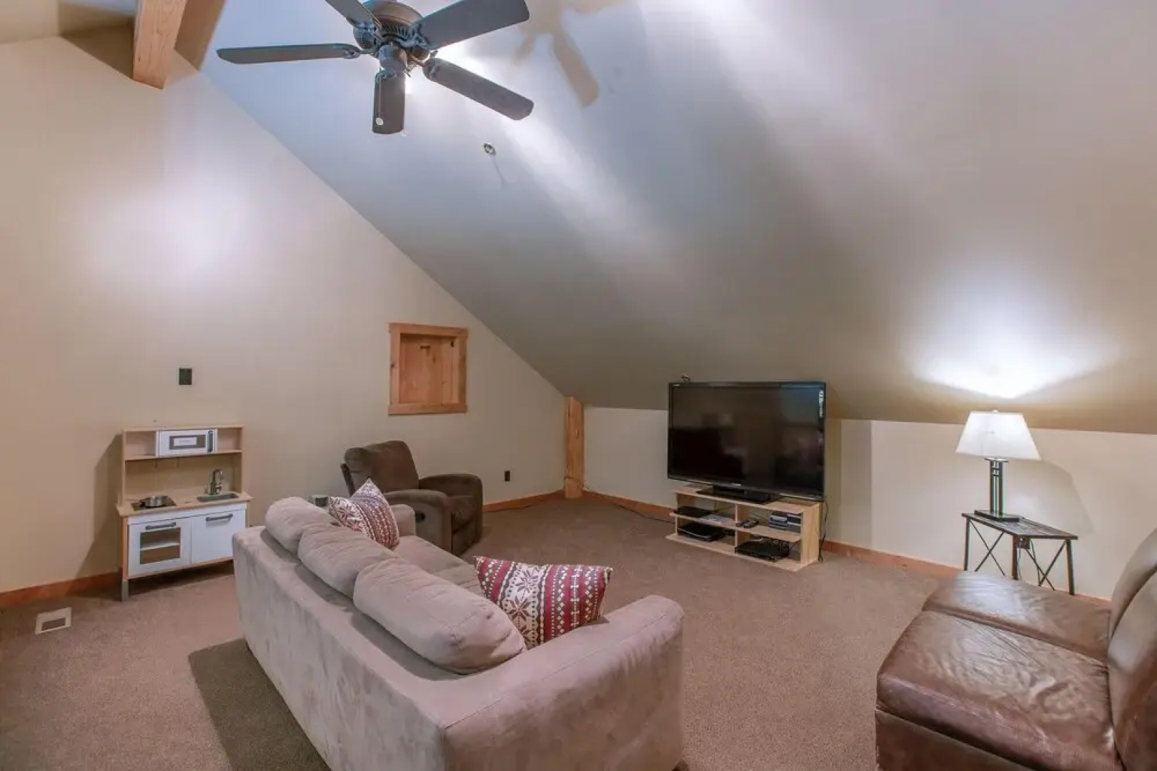 River Lodge in Plain