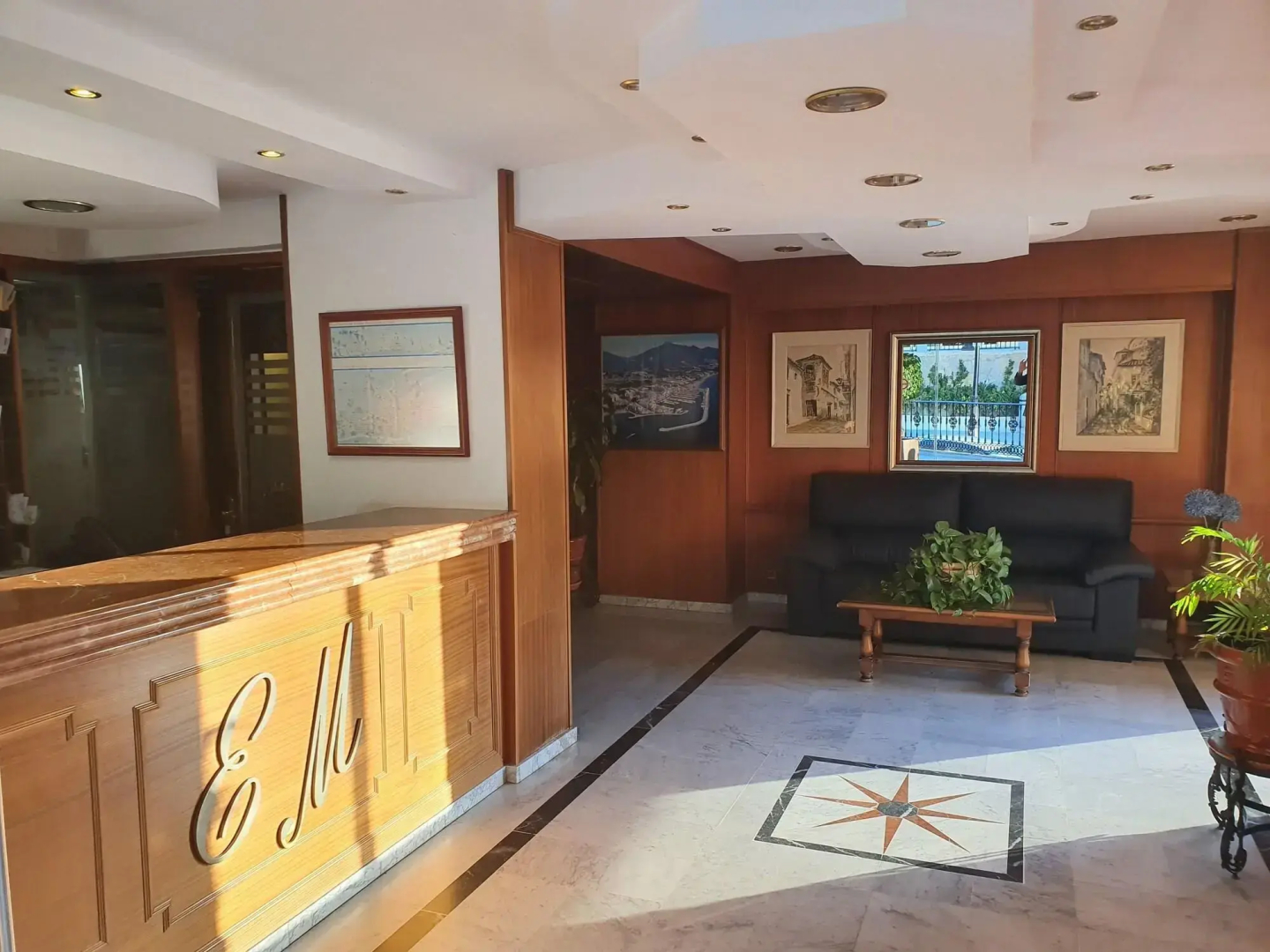 Apartamentos Mediterraneo