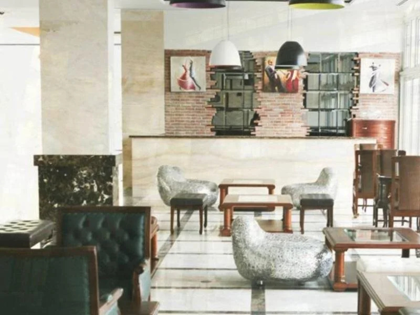 Silverwoods Hotel (SHA Extra plus)