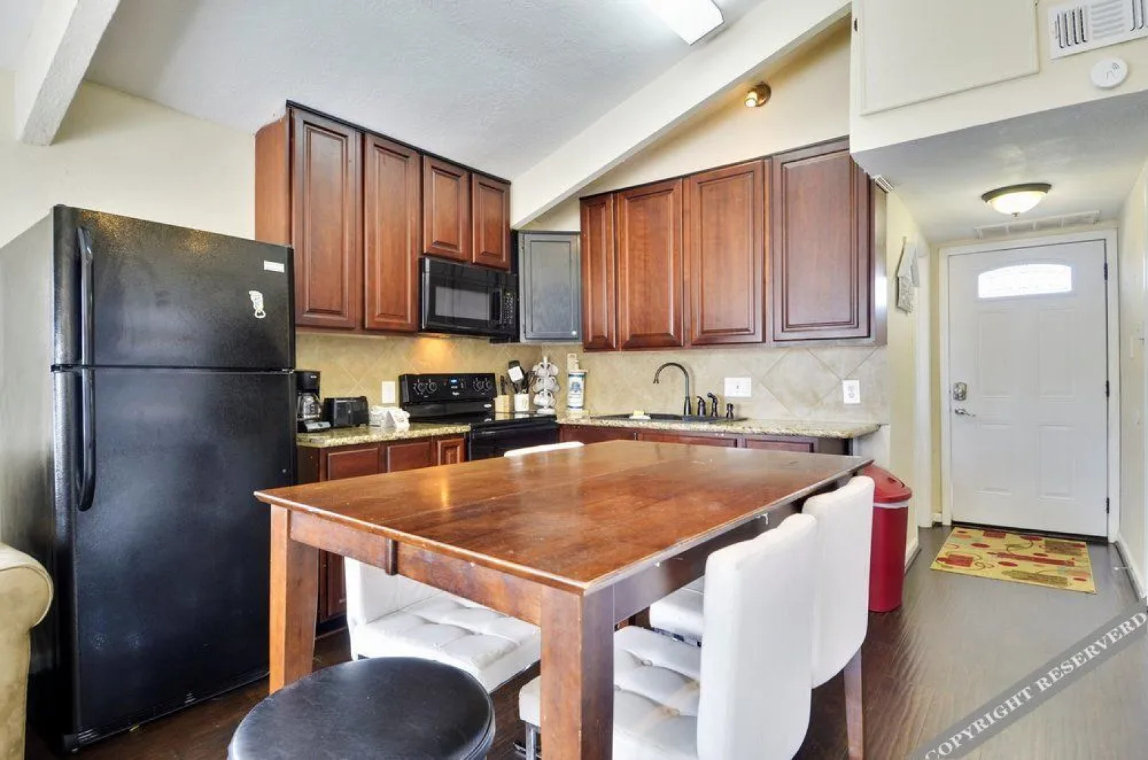 Crabbin Cabin by RedAwning