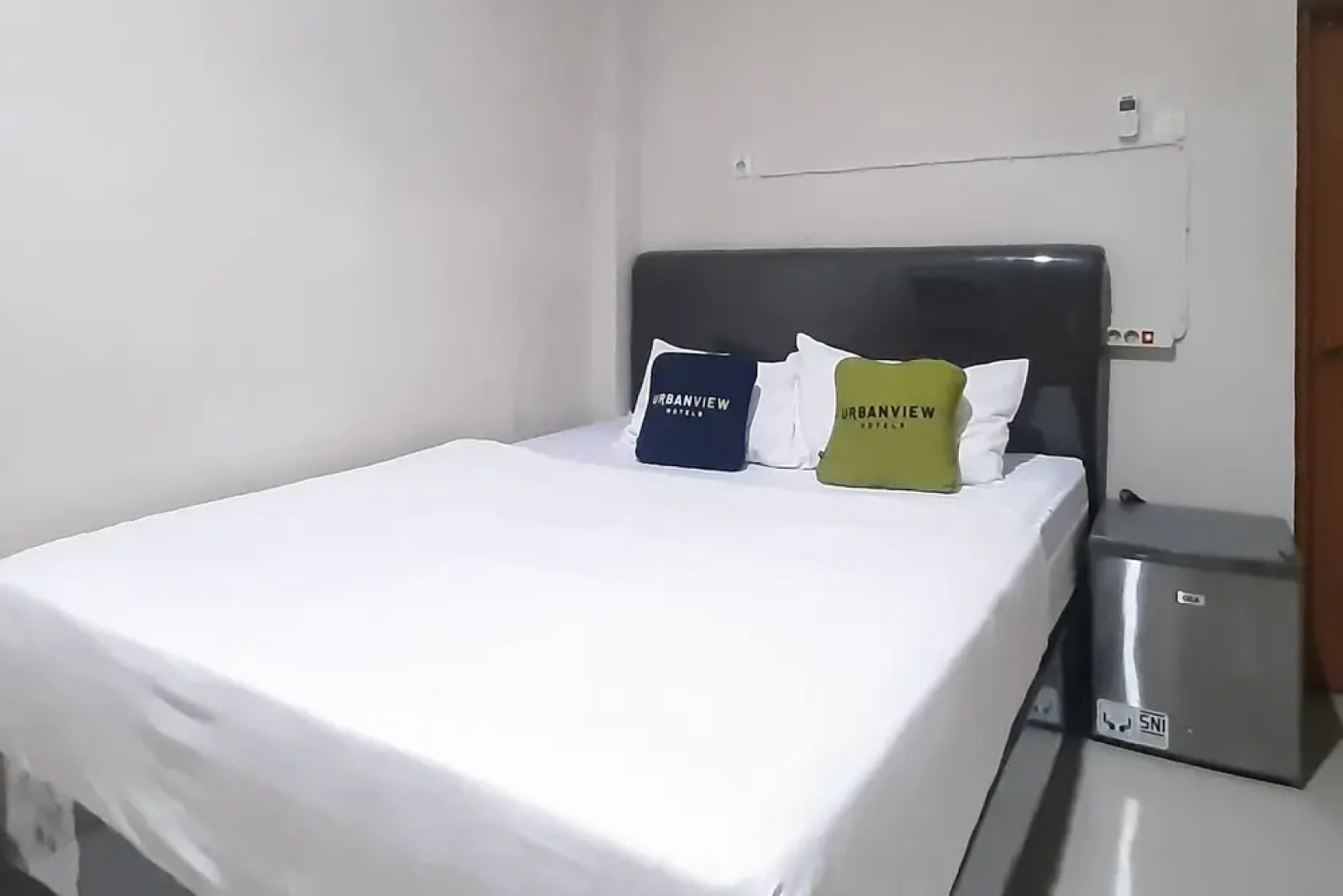 Urbanview Hotel Fira Syariah Muara Enim by RedDoorz