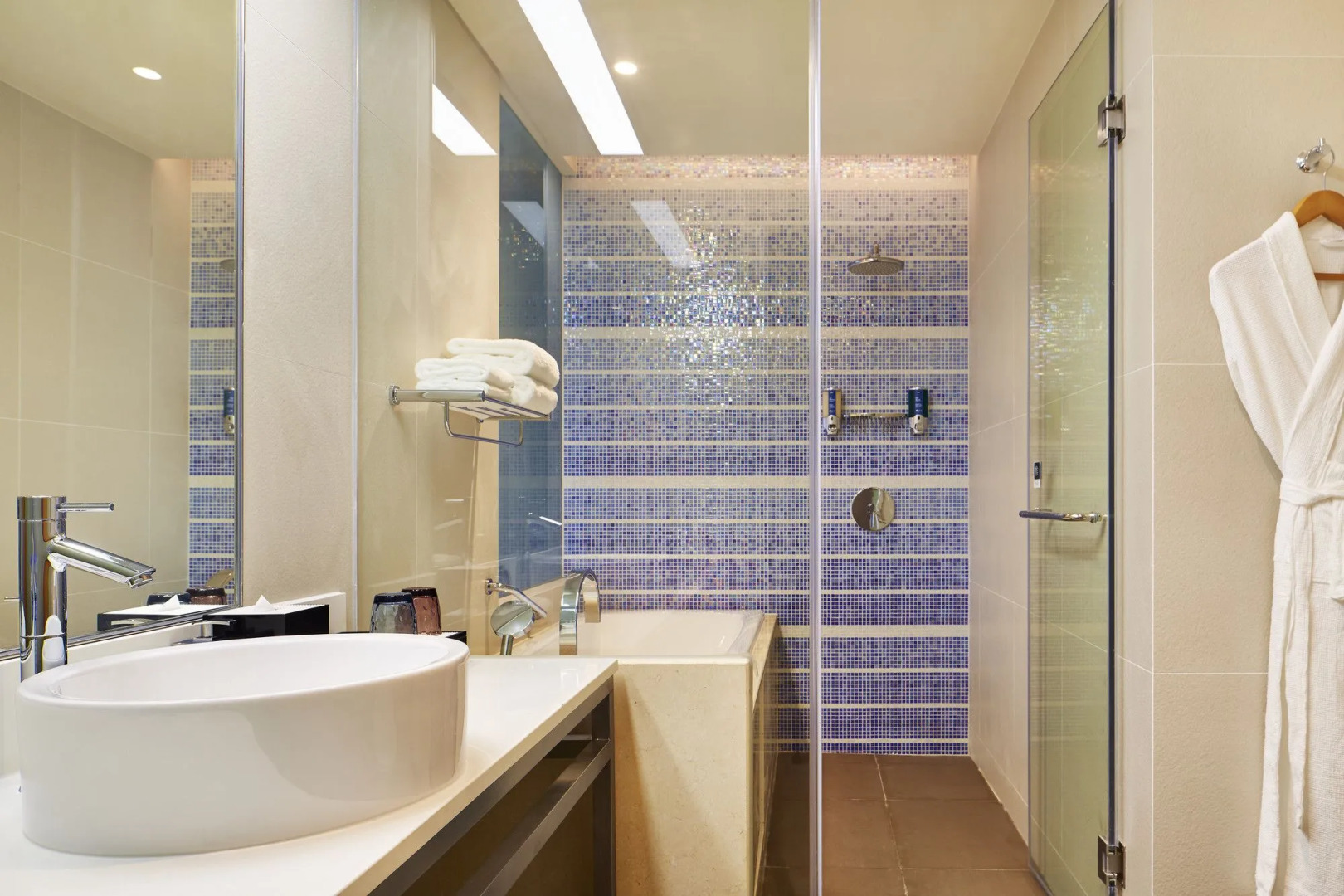 Aloft Dongguan Dynamic Town