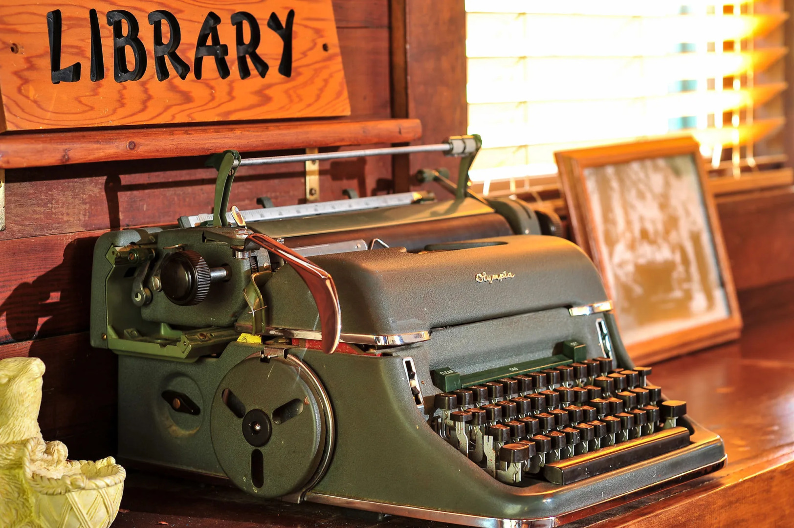 The Historic Crags Lodge