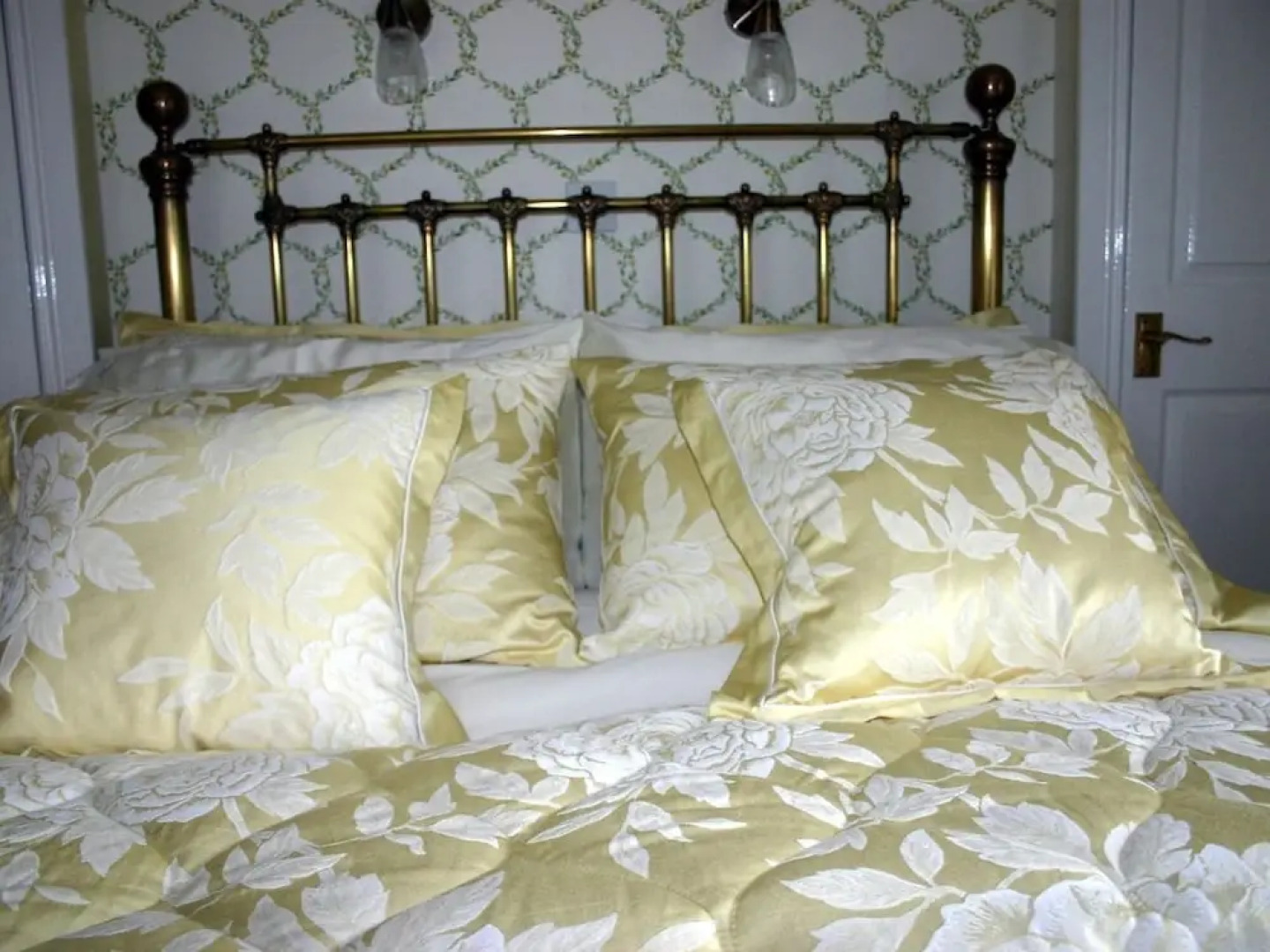 Number 8 Guest House