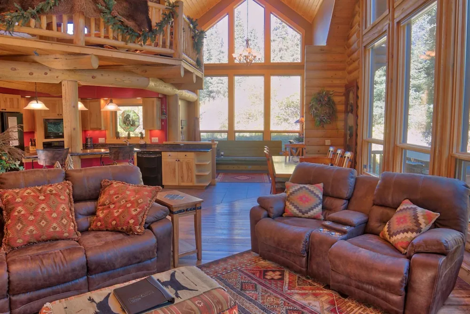 114 Mark Court Private Home with Hot Tub