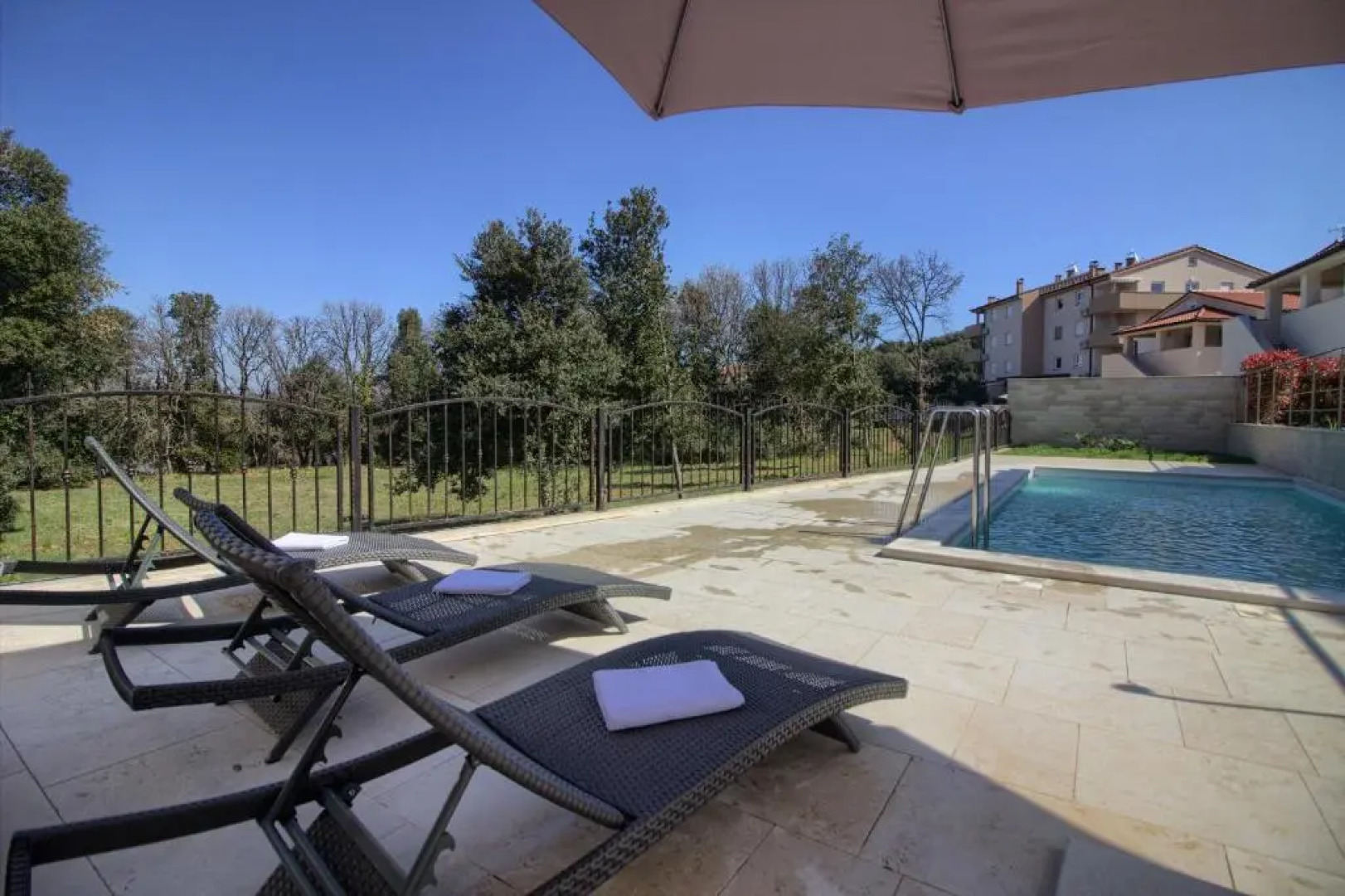 Charming villa Aurora with private pool 200m from the beach for up to 10 persons
