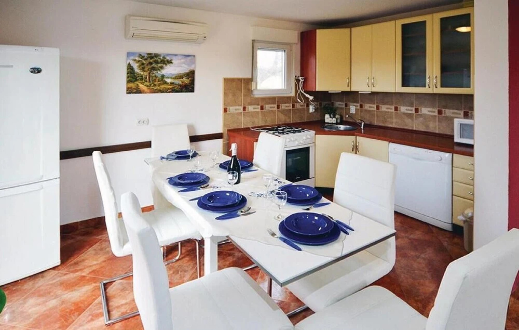 Beautiful Home in Kanfanar With Wifi and 2 Bedrooms