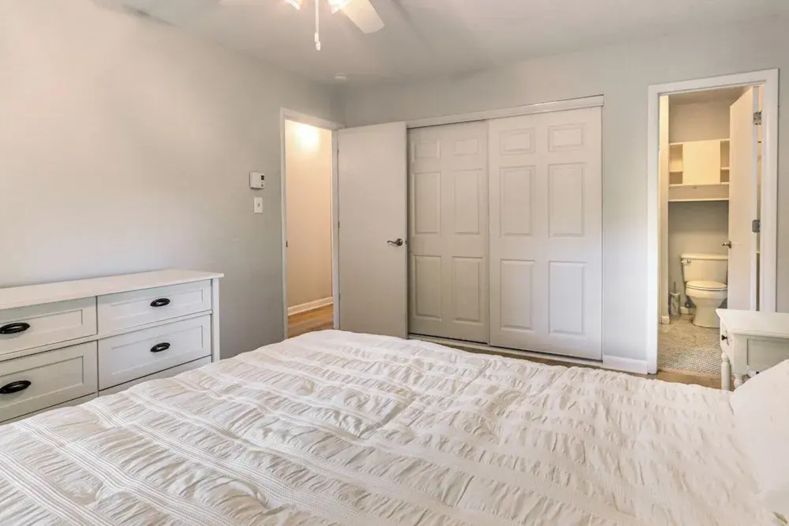 4 Mi to Penn State: Suburban Happy Valley Home