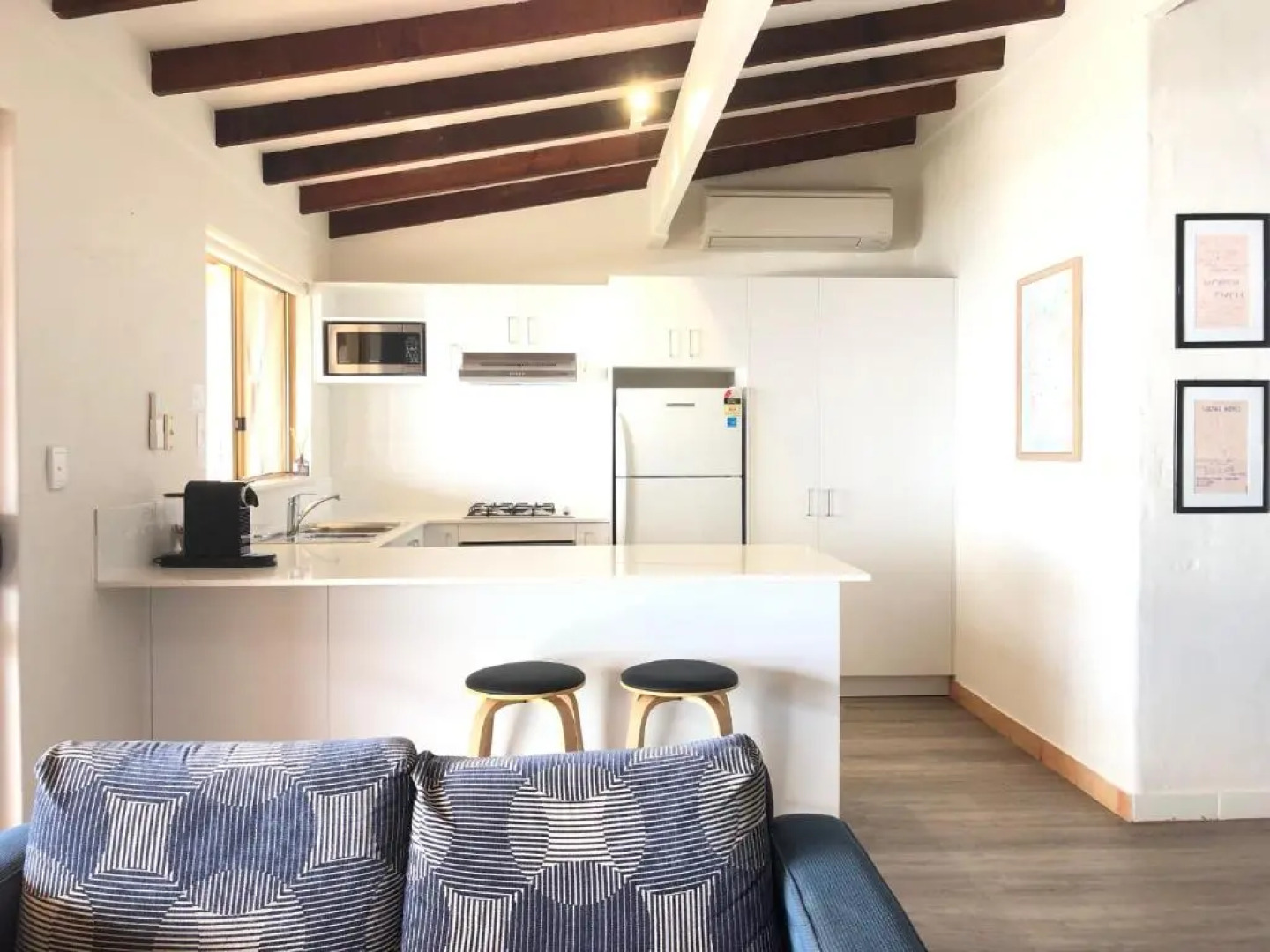 Canal Rocks Beachfront Apartments